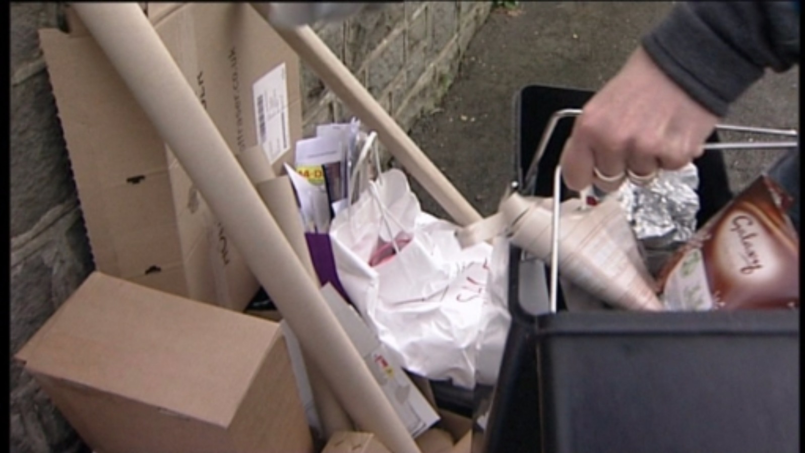 should-you-be-fined-for-failing-to-sort-your-waste-itv-news-west-country