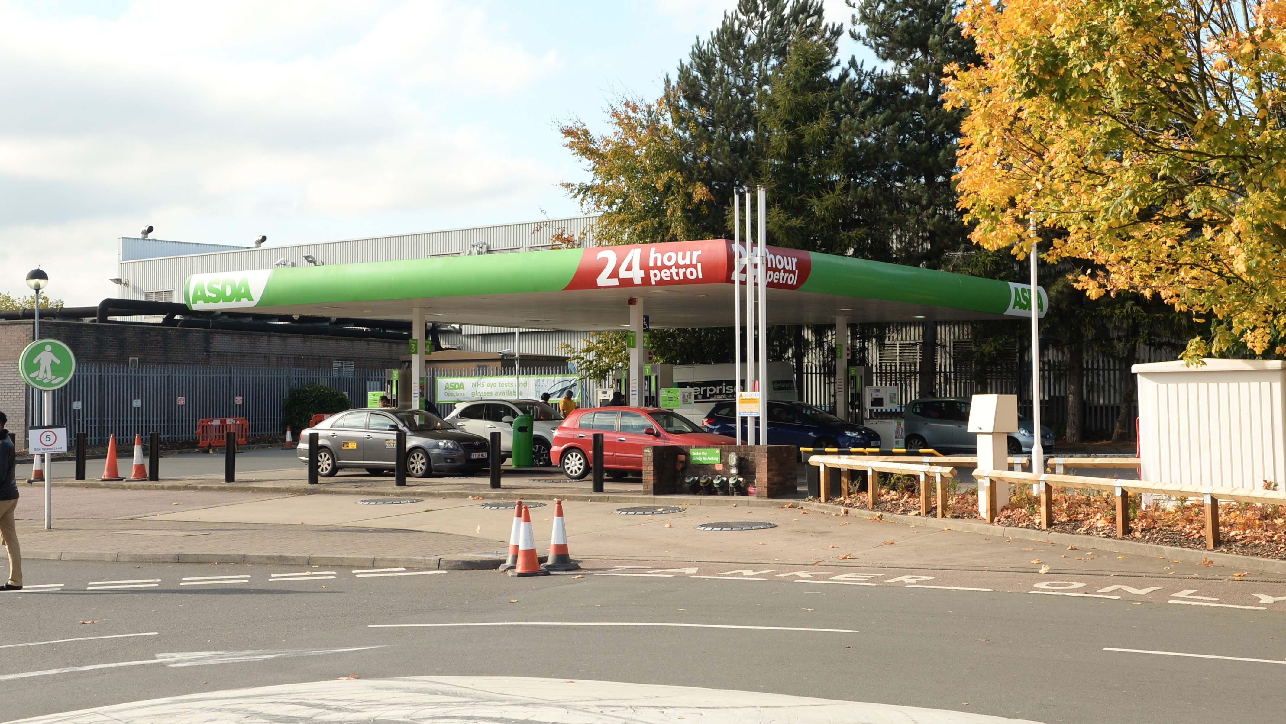 motorists-furious-over-fuel-mix-up-at-asda-petrol-station-itv-news