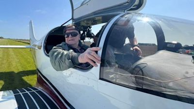 Ray Rutt Pilot Family look on in tears as WWII pilot, 99, returns to skies 80 years on ...