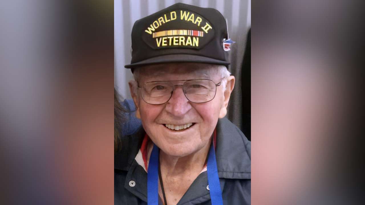 102-year-old US veteran dies on his way to commemorate D-Day in France