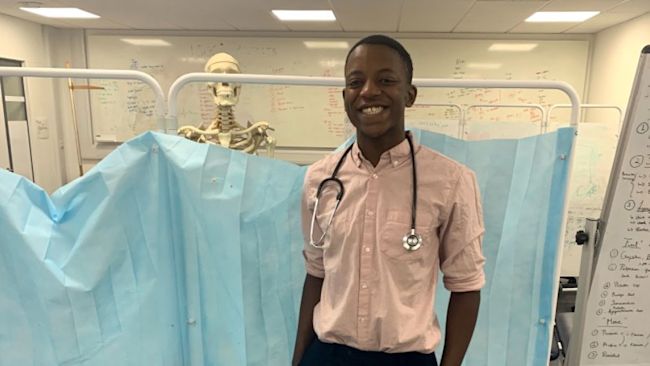 Medical student Malone Mukwende creates a new handbook called 'Mind the Gap'