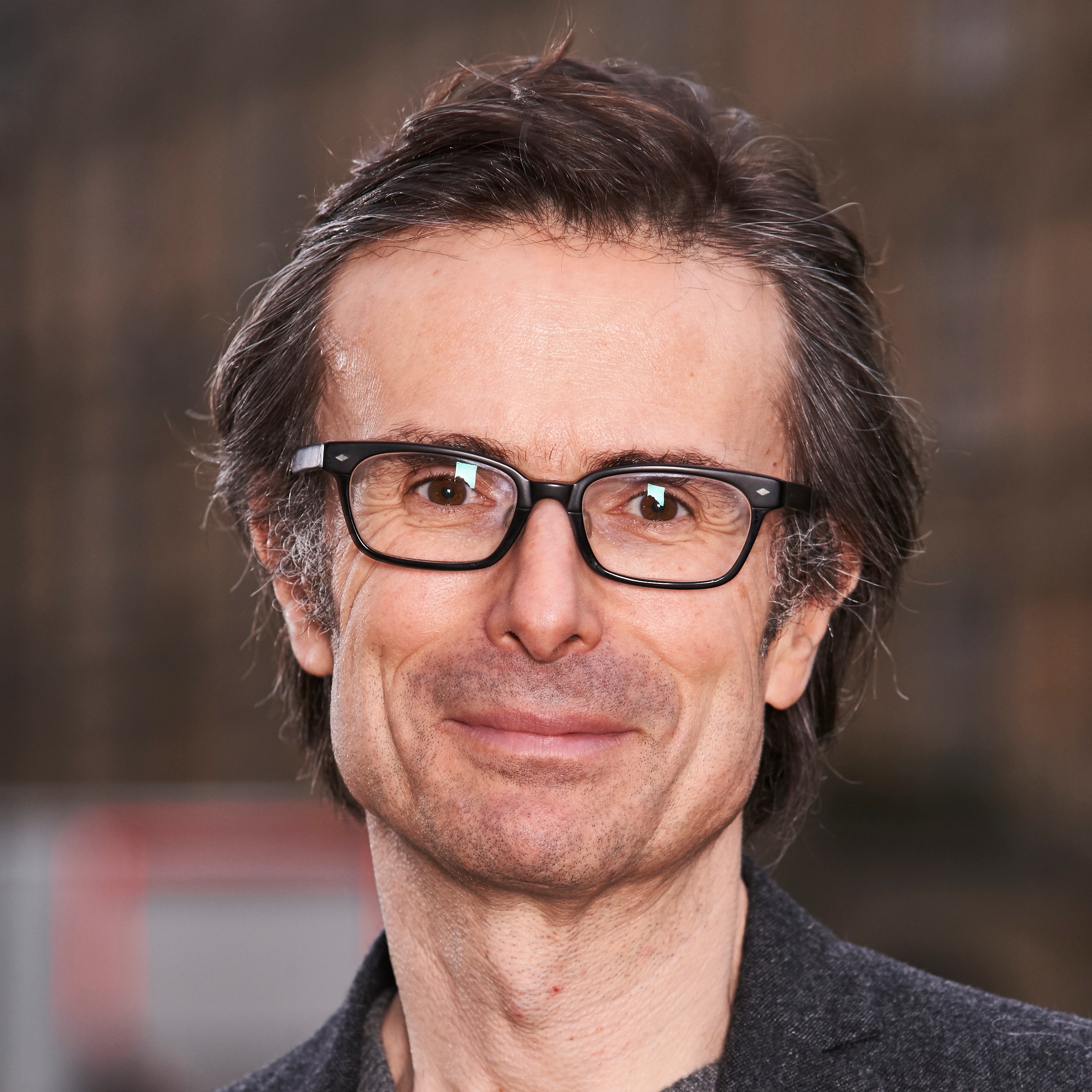 Find out about ITV News&#39; Robert Peston