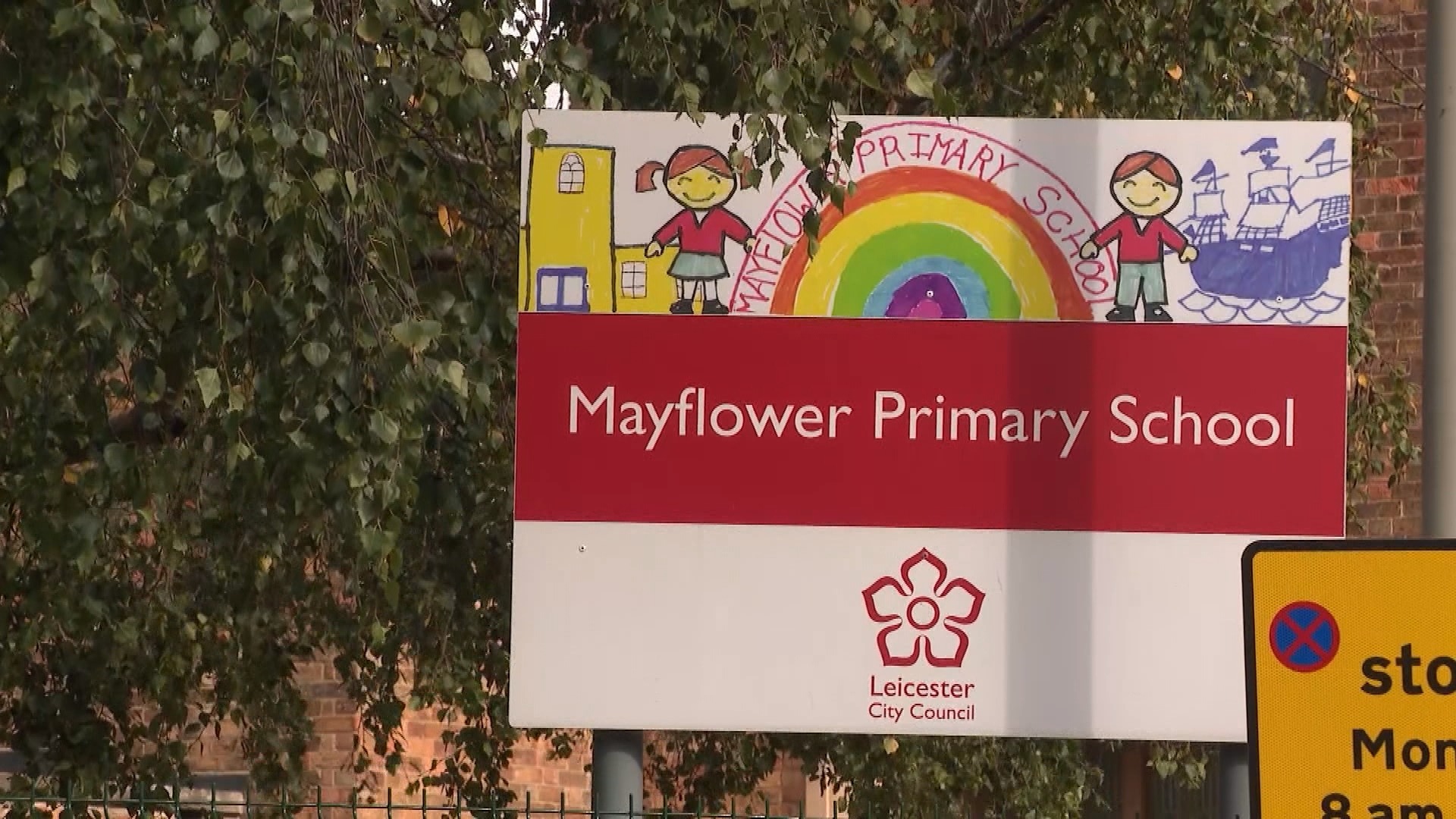 Omnishambles DfE apologises to partially closed Leicester school