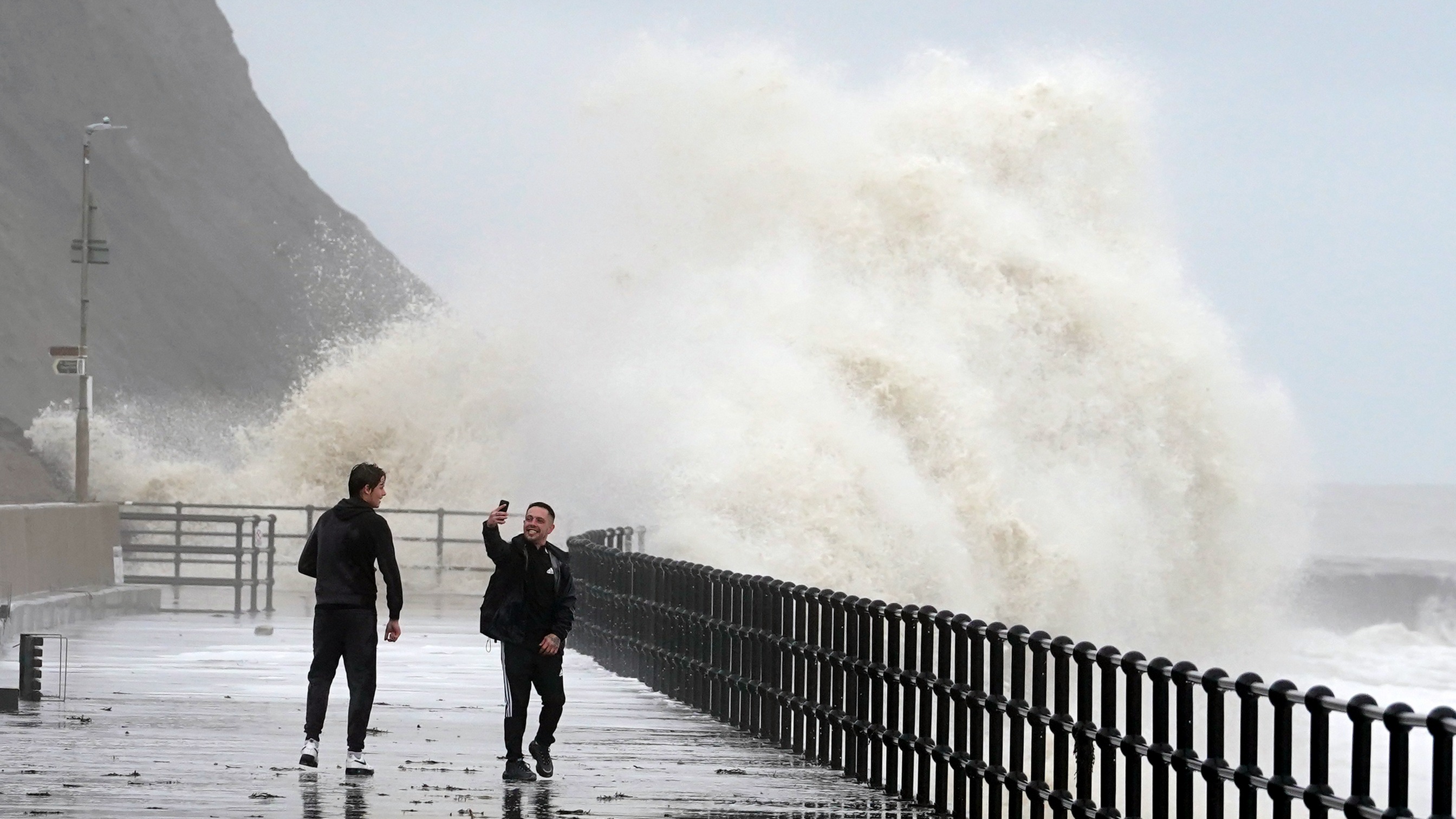 Storm Ciar n Schools shut homes evacuated and 9 000 properties