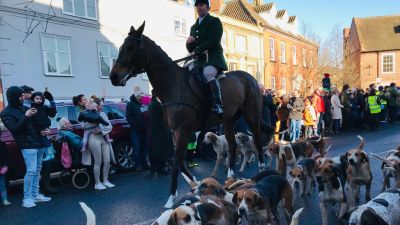 The parade through Bungay town centre attracted big crowds. 