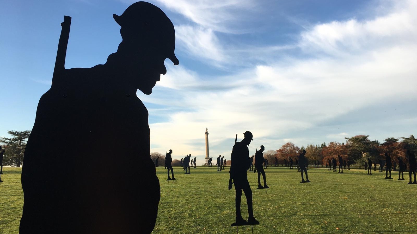 Silhouettes of 200 soldiers installed at Blenheim Palace | ITV News ...