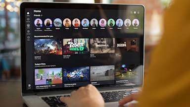 What are Roblox's new parental controls and how will they affect users?