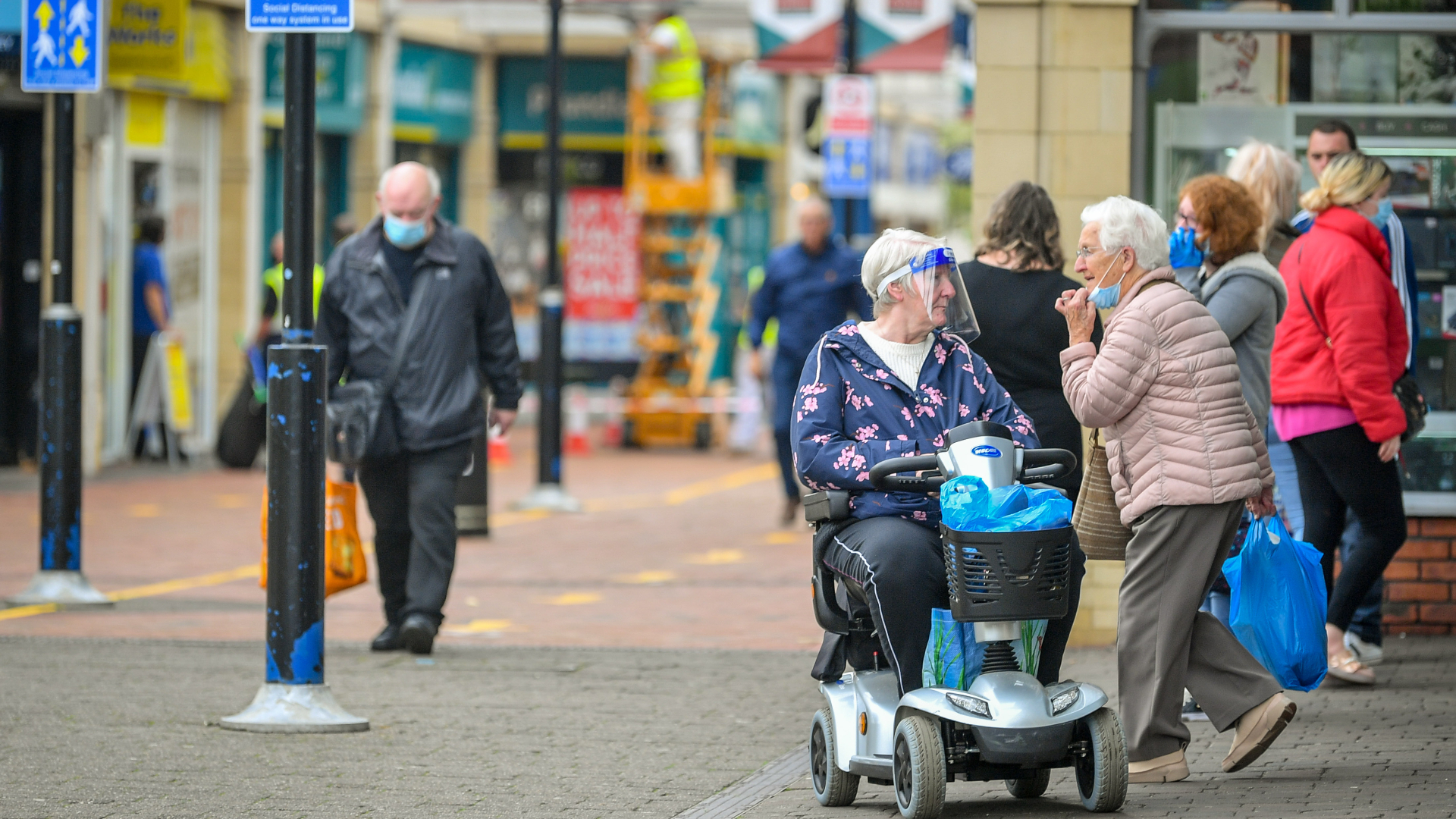 Man and two teenagers arrested after stabbing in shopping centre in ...