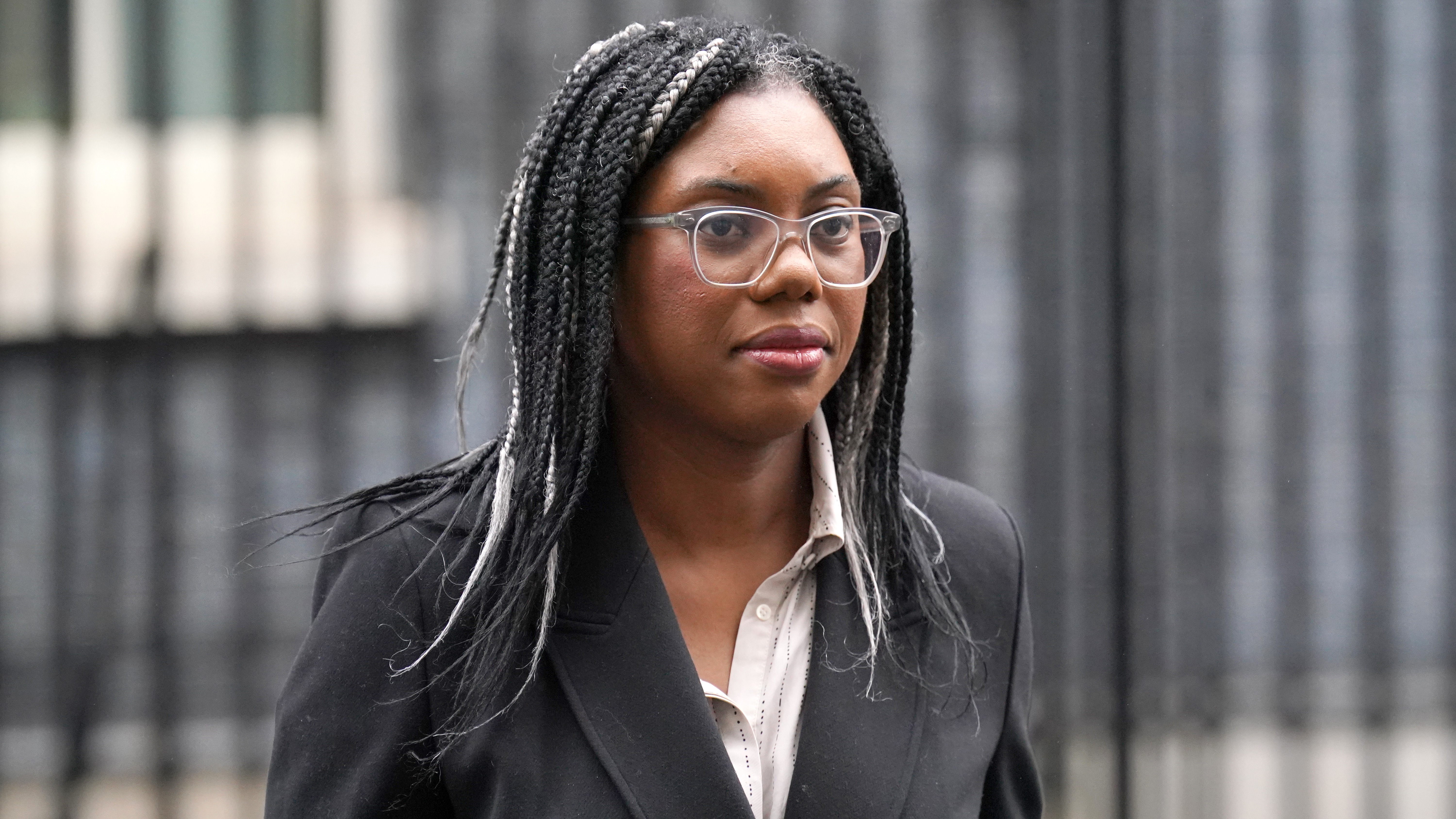 Kemi Badenoch Hits Out At Former Post Office Chairman's Claims ...