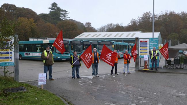 151121-arriva unite the union itv wales