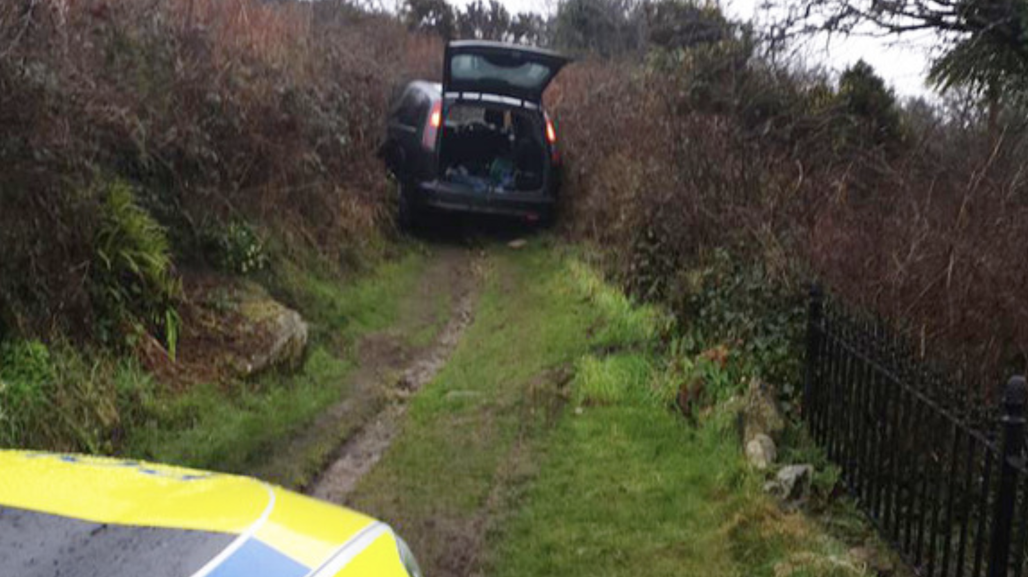 Car Stuck In Narrow Country Lane After Police Chase In Cornwall | ITV ...