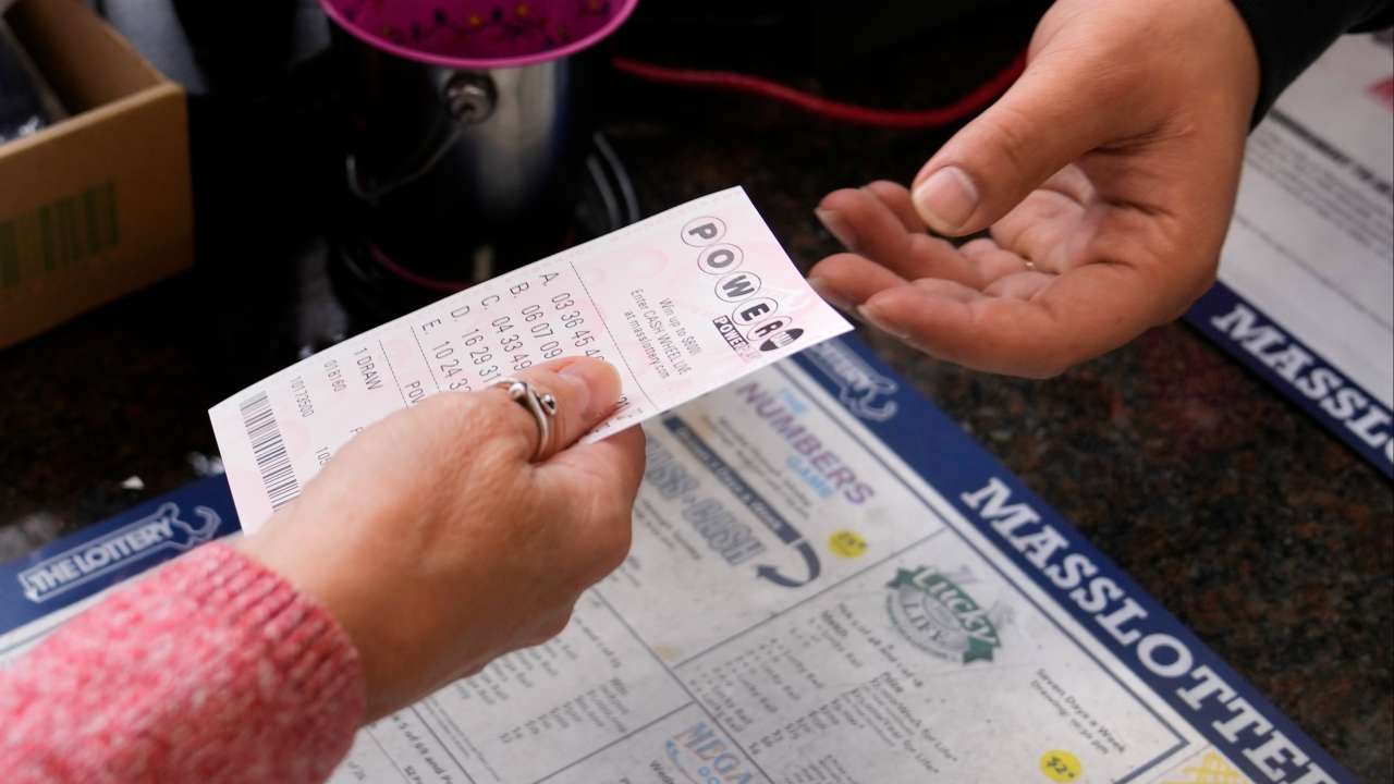 World's second-largest lottery jackpot of $1.7 billion won by Californian