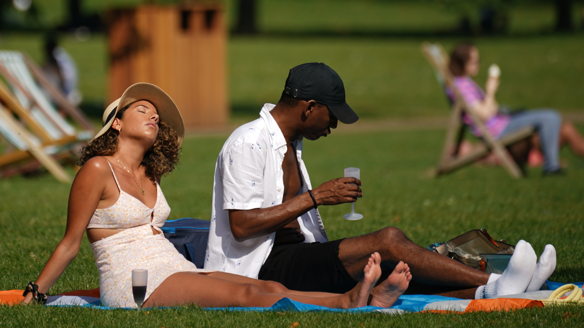 Is there a heatwave brewing? ITV News