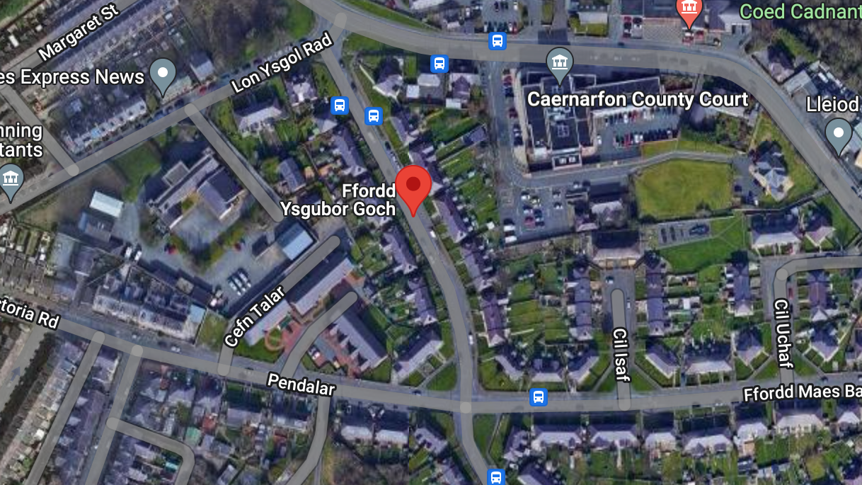 Buildings evacuated as firefighters tackle house fire in Caernarfon