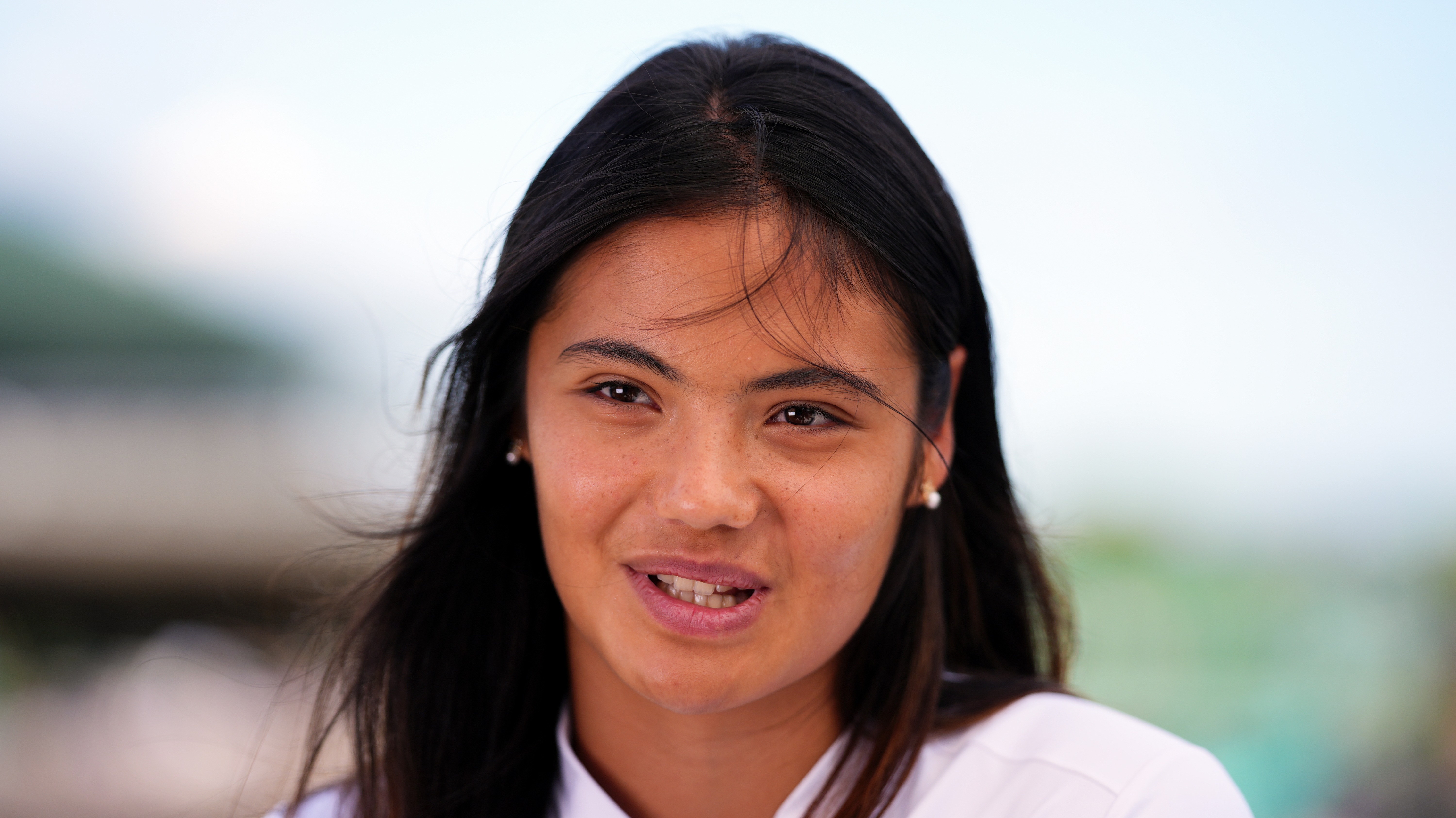 Emma Raducanu sagt Wimbledon verletzungsbedingt ab