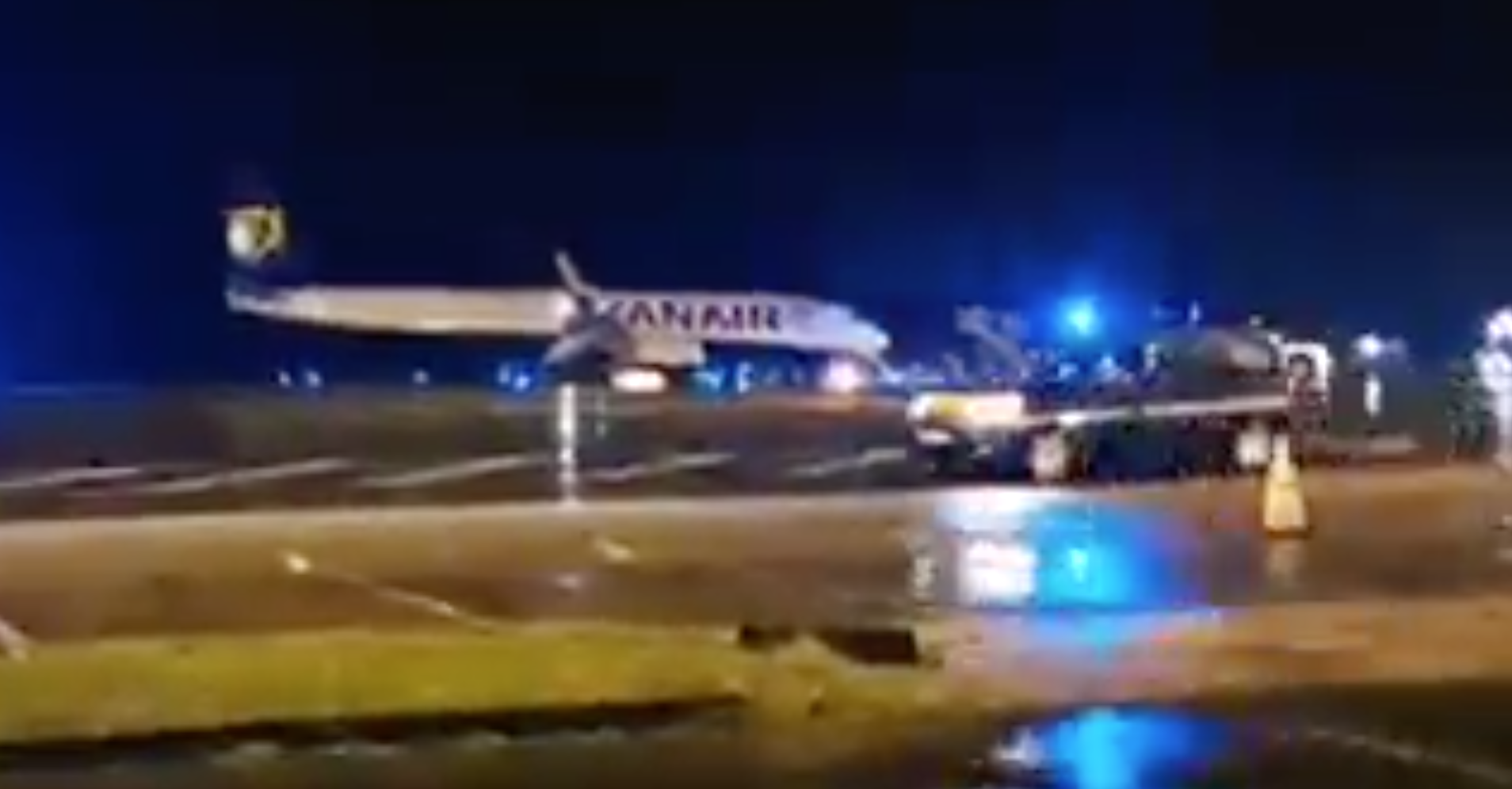Un vol Ryanair au départ de Manchester effectue un atterrissage d’urgence en France