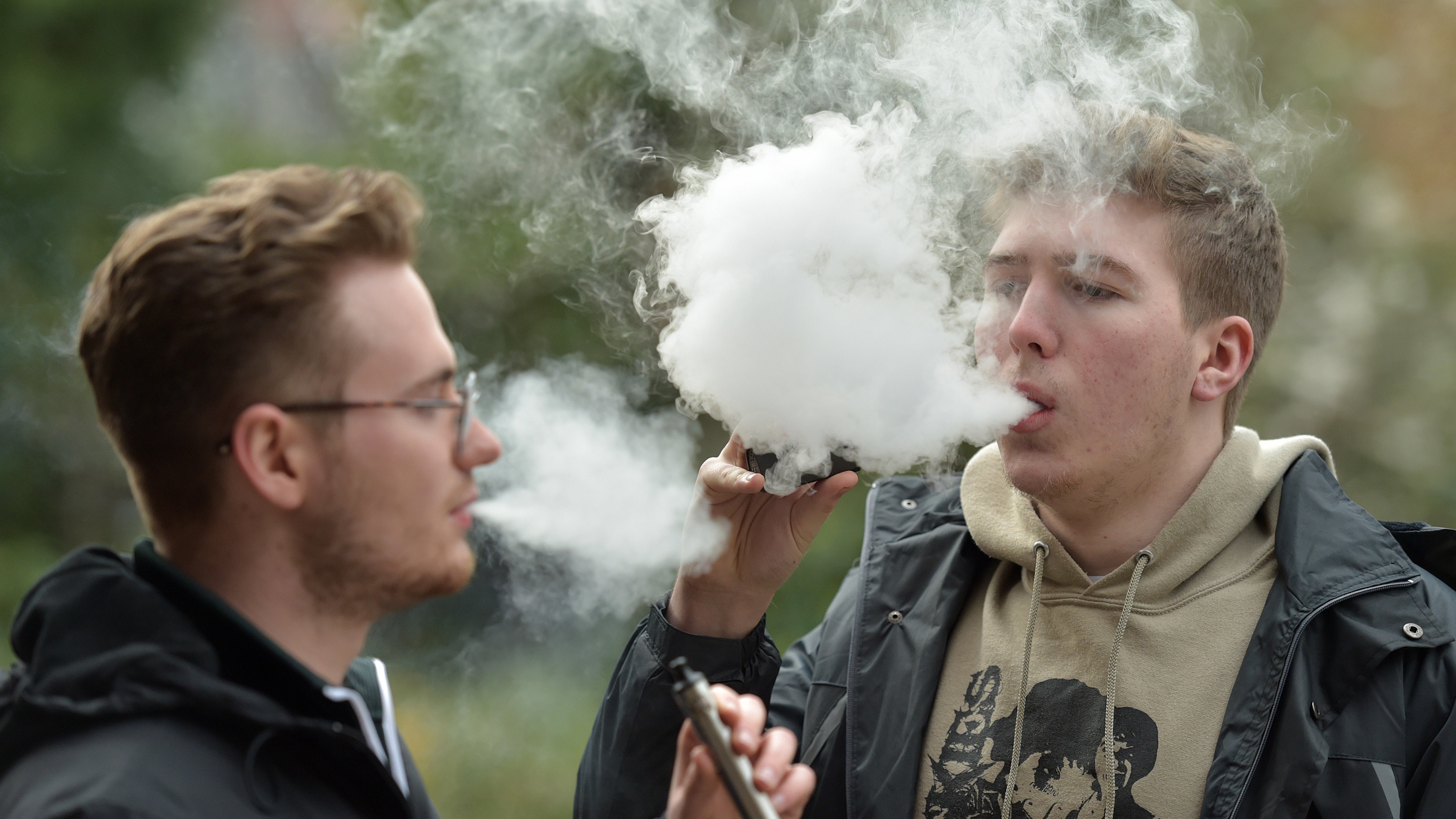 Fresh fears after new data shows 4.5m in the UK vape and the