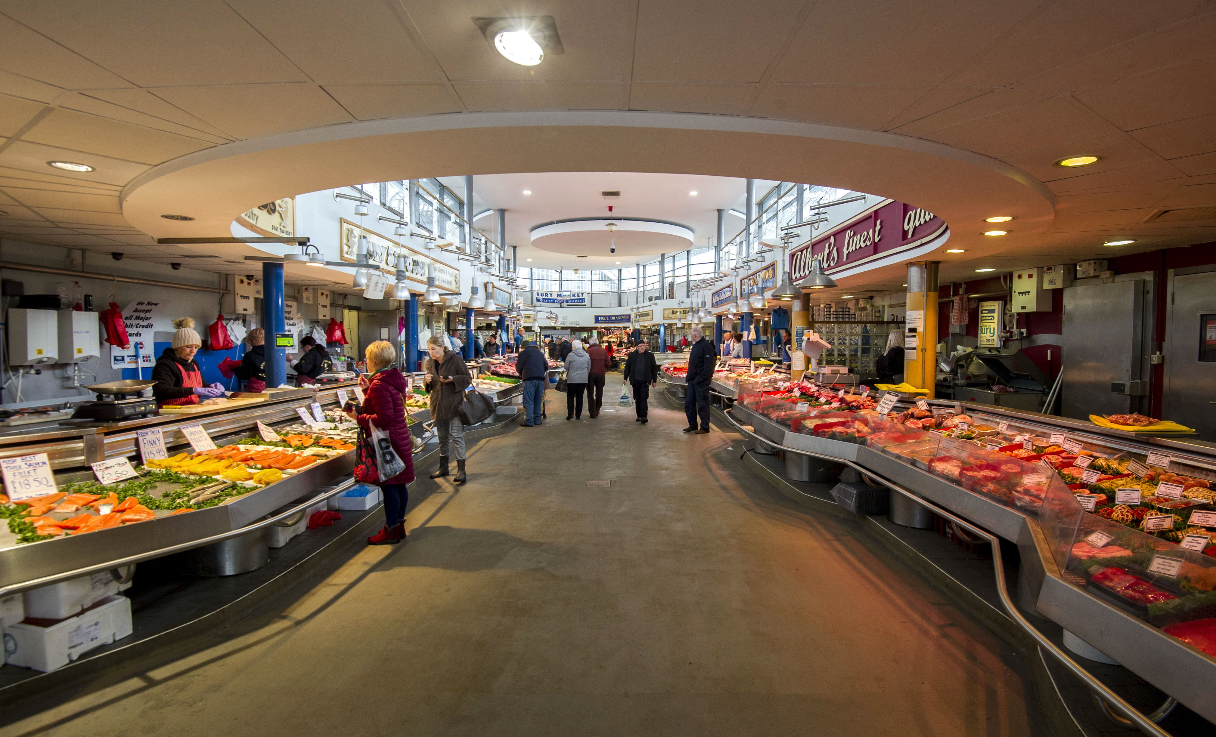 Nearly 50 traders at Bury Market forced to close due to RAAC ITV