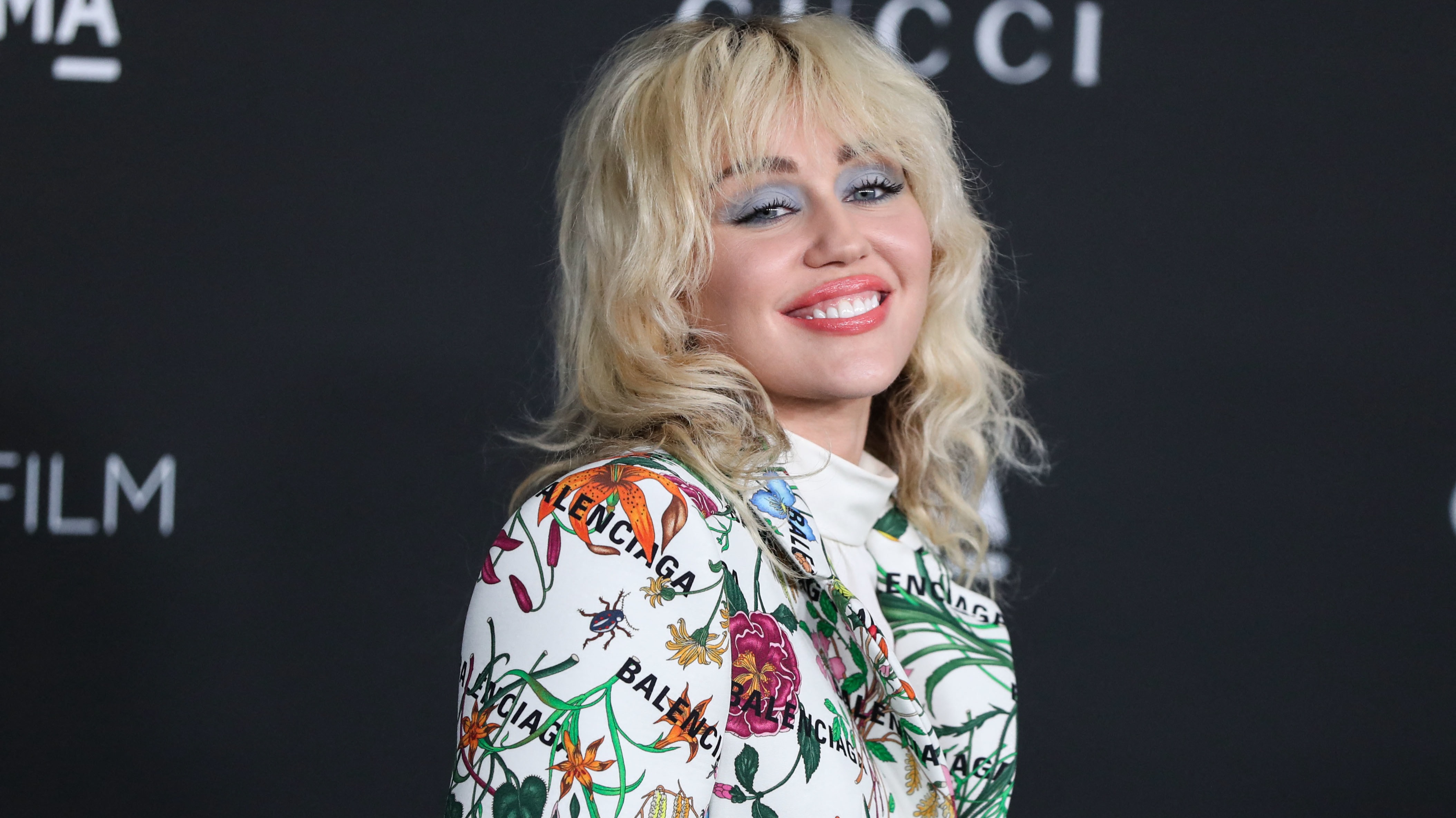 Popstar Miley Cyrus shares promotion of her new single 'Flowers' on ...