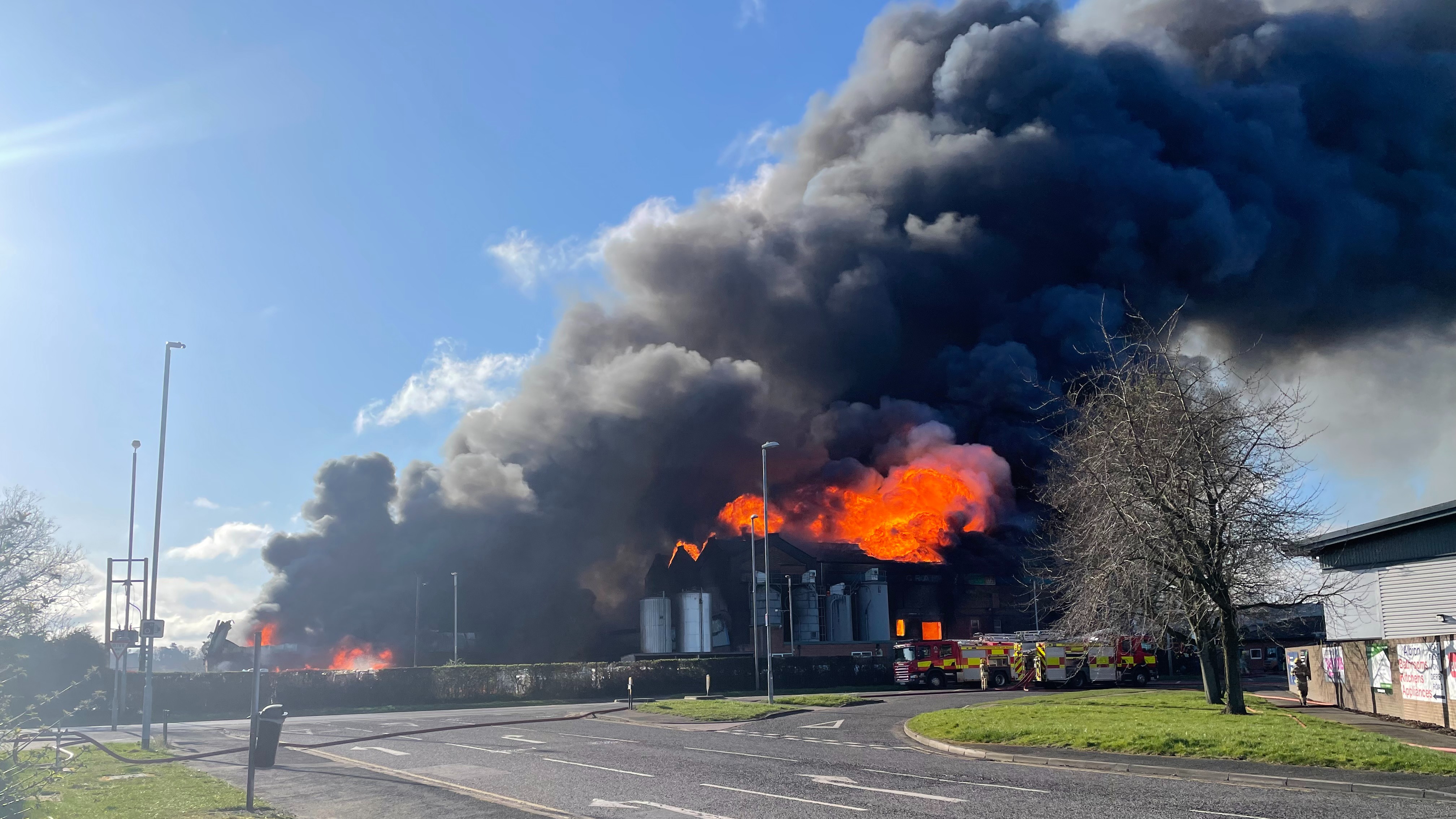 Burton factory fire that caused smoke seen for seven miles accidental, say investigators ITV News Central