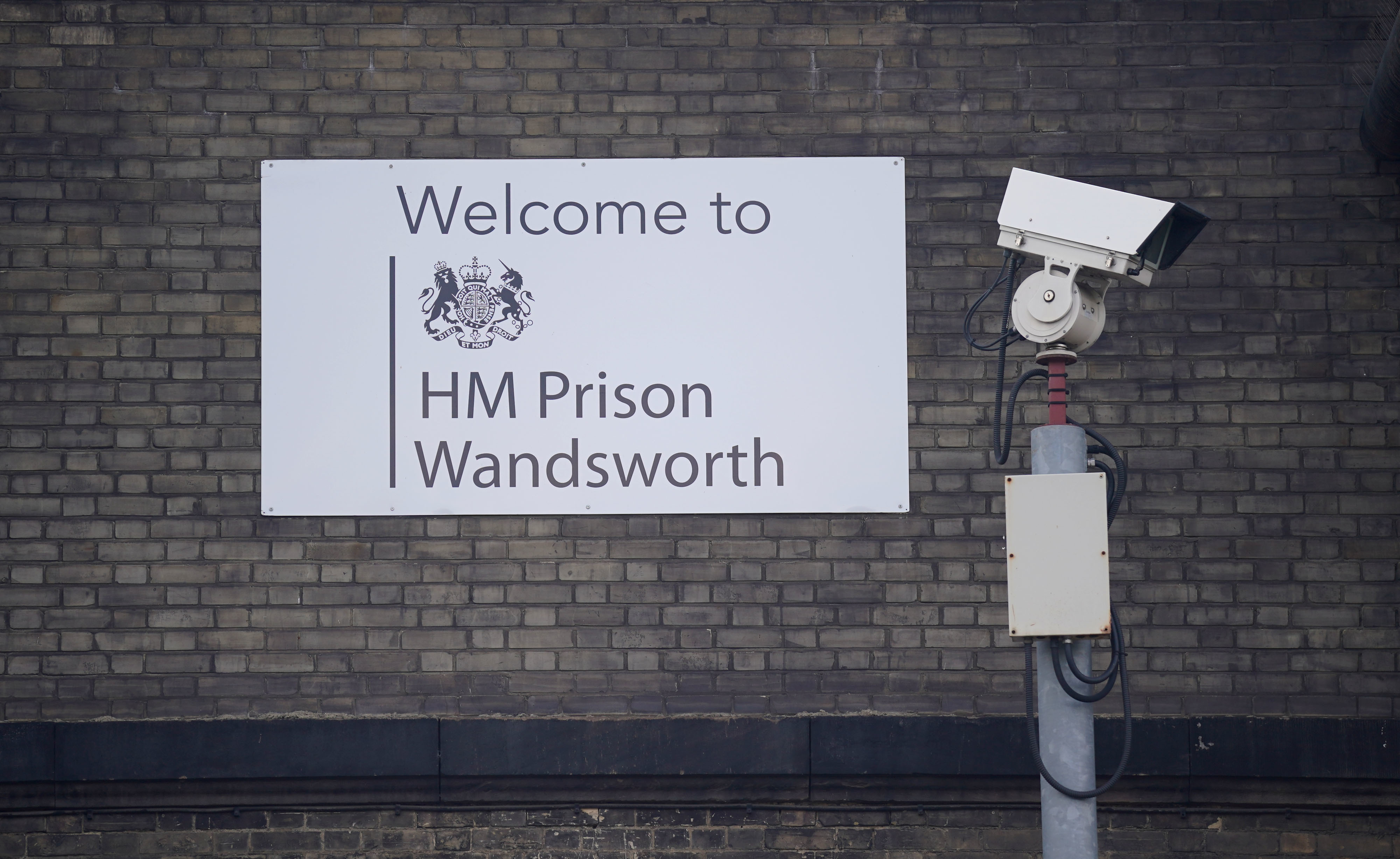 Security failings found in wake of alleged Wandsworth prison escape