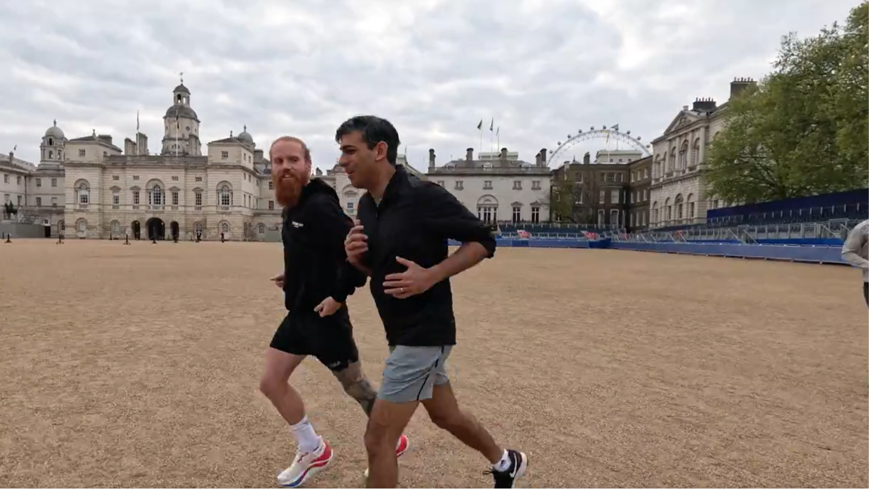 'Hardest Geezer' Russ Cook joins Rishi Sunak on run around London ...