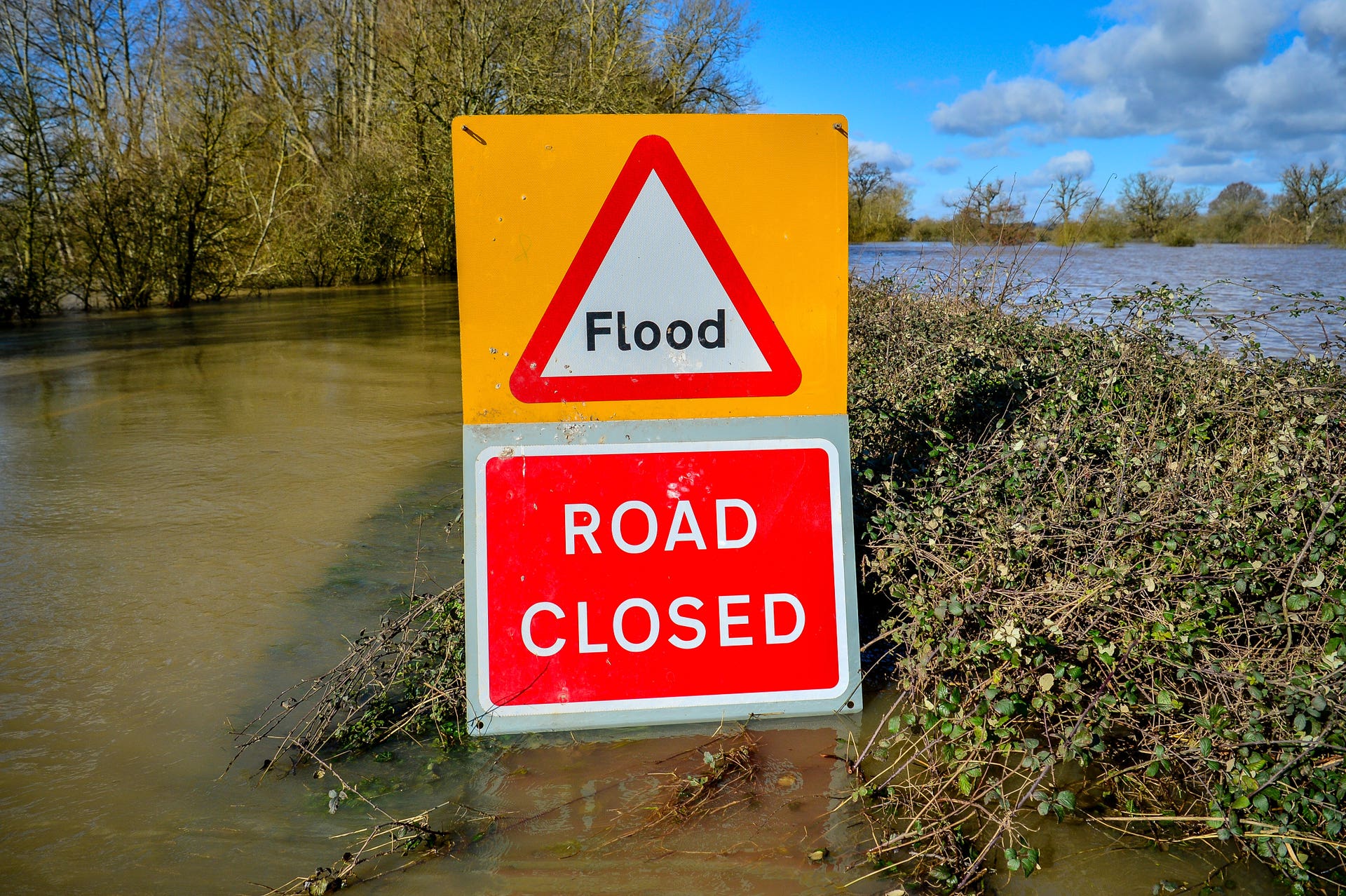 Regulator examines how flood risk relates to the mortgage market in ...