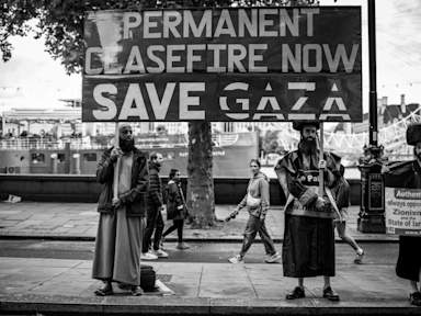 Art by Grayson Perry and Es Devlin among works going up for Palestine auction