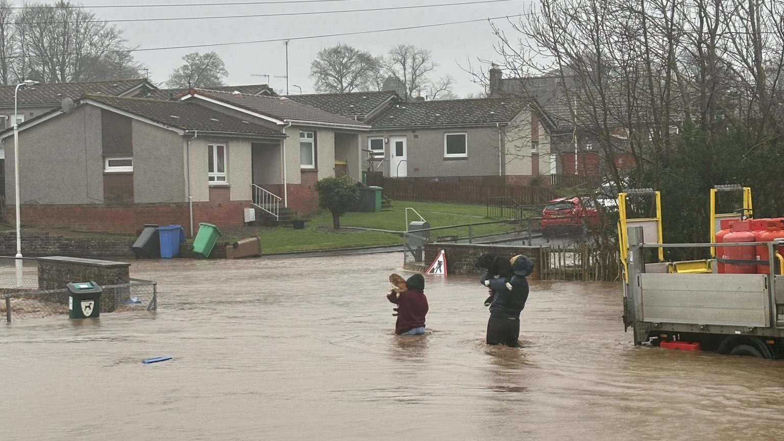 Storm Gerrit: Homes have second night without power as weather set to ...