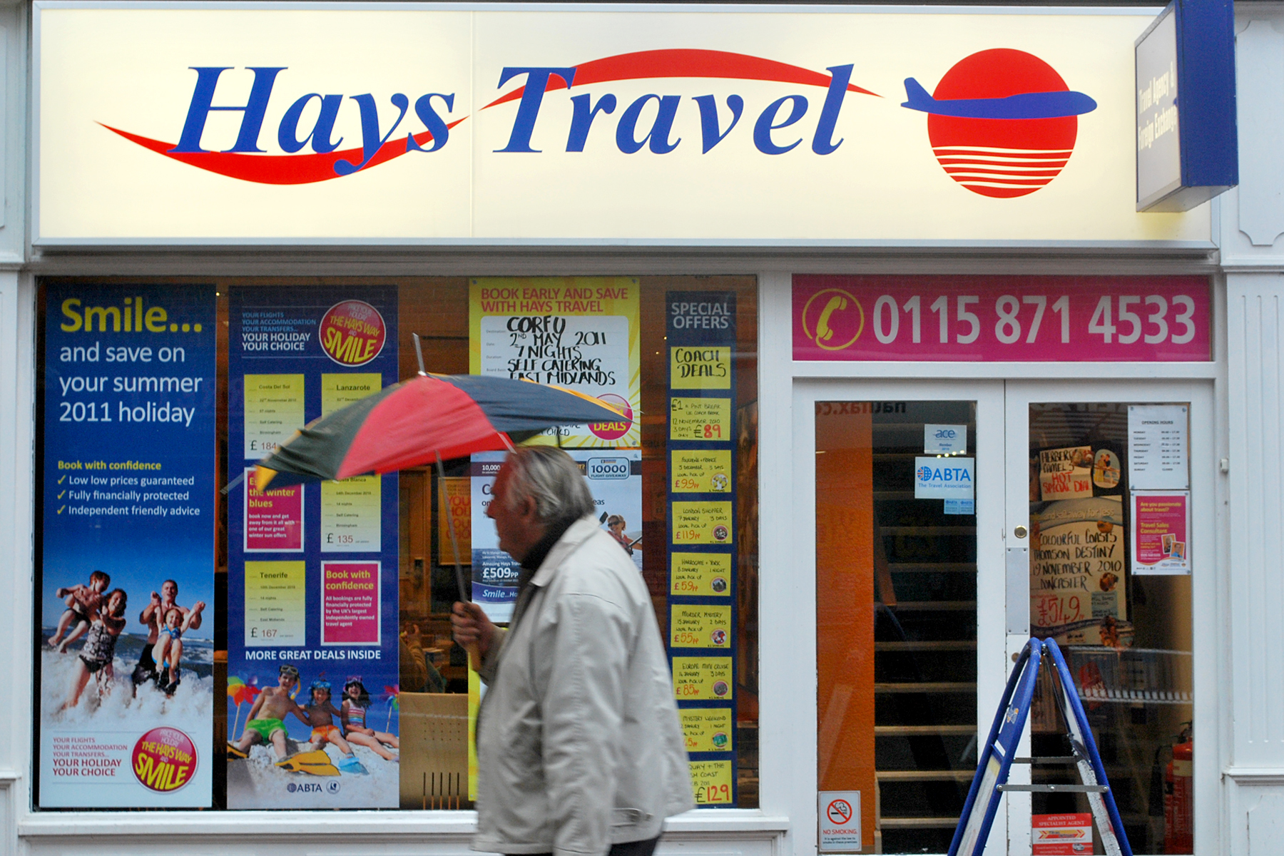 Hays Travel to cut up to 878 jobs ITV News