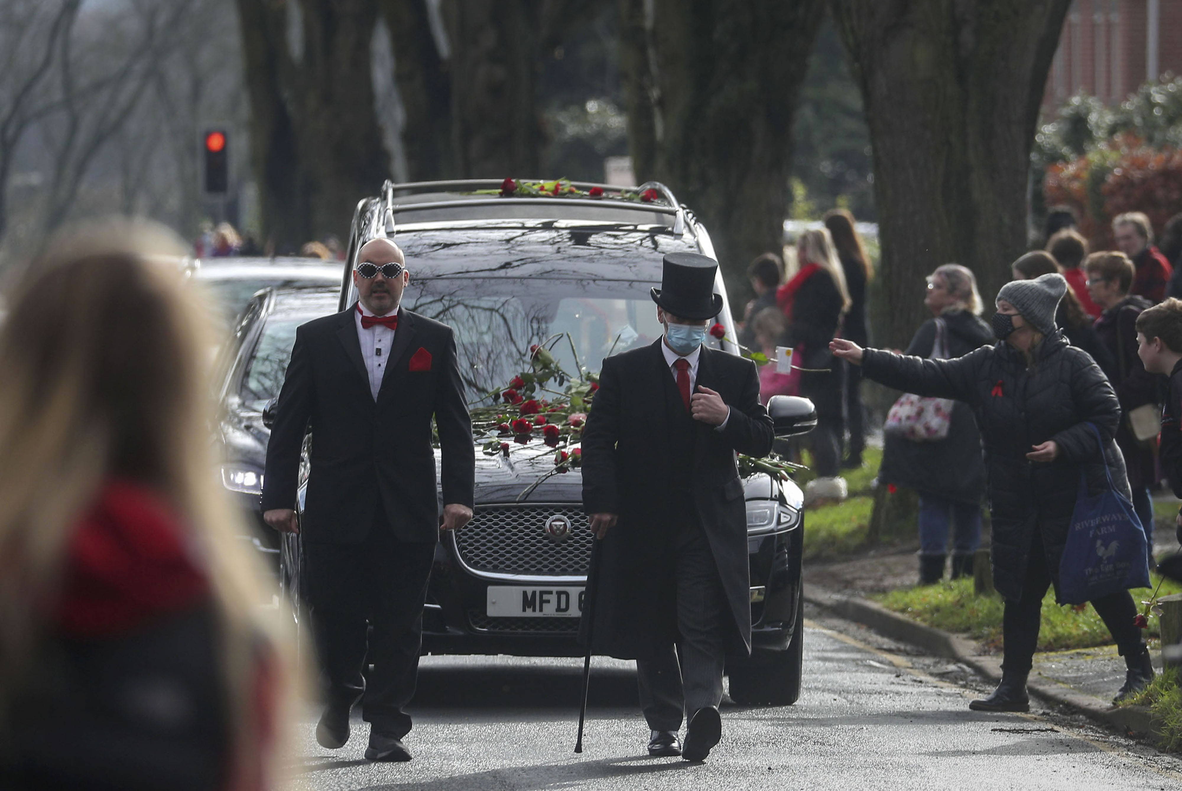 Hundreds line the streets for funeral of Reading schoolboy Olly Stephens | Meridian - Vimarsana News