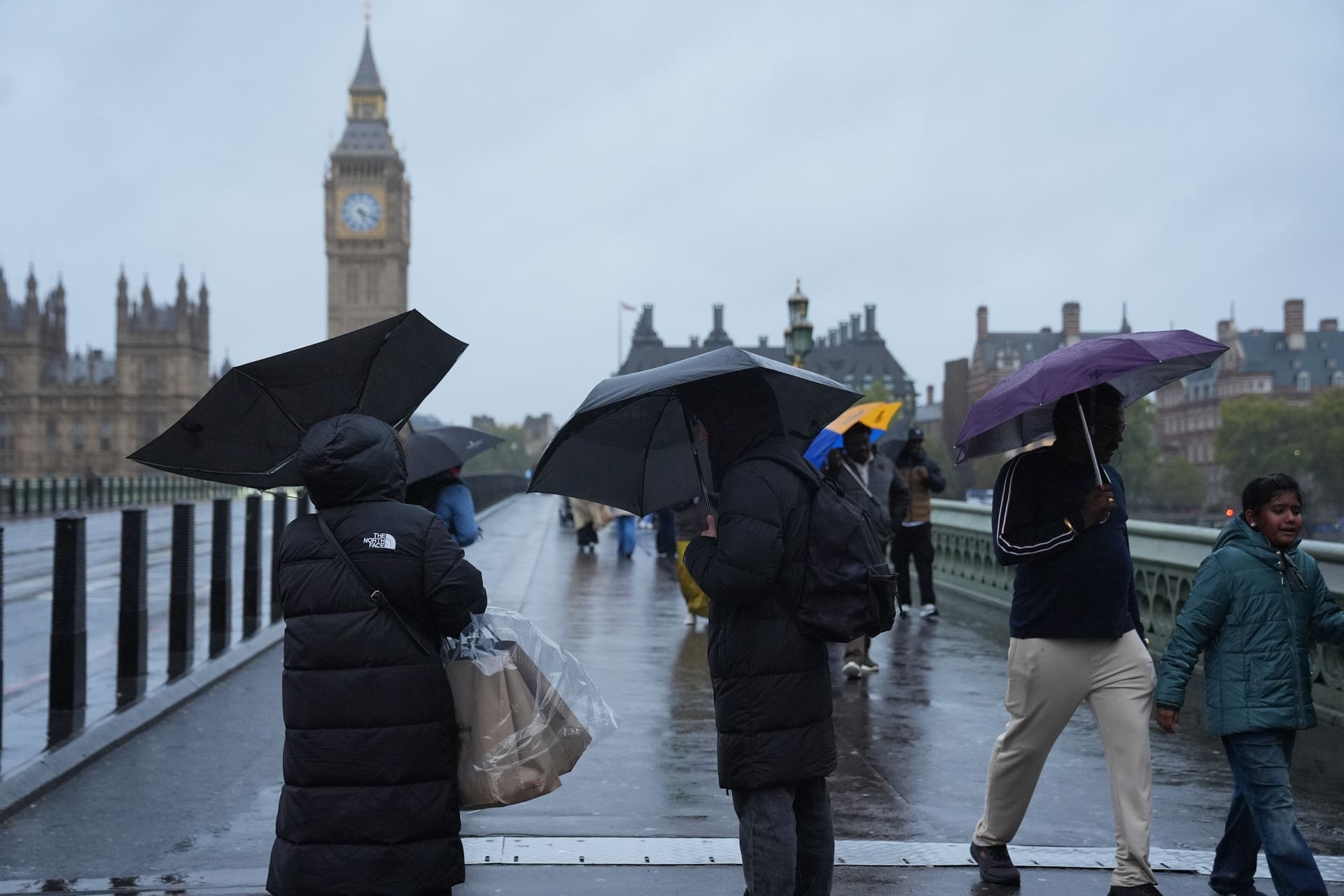 Amber warning in force as Storm Boelo brings 80mph gusts to parts of UK ...