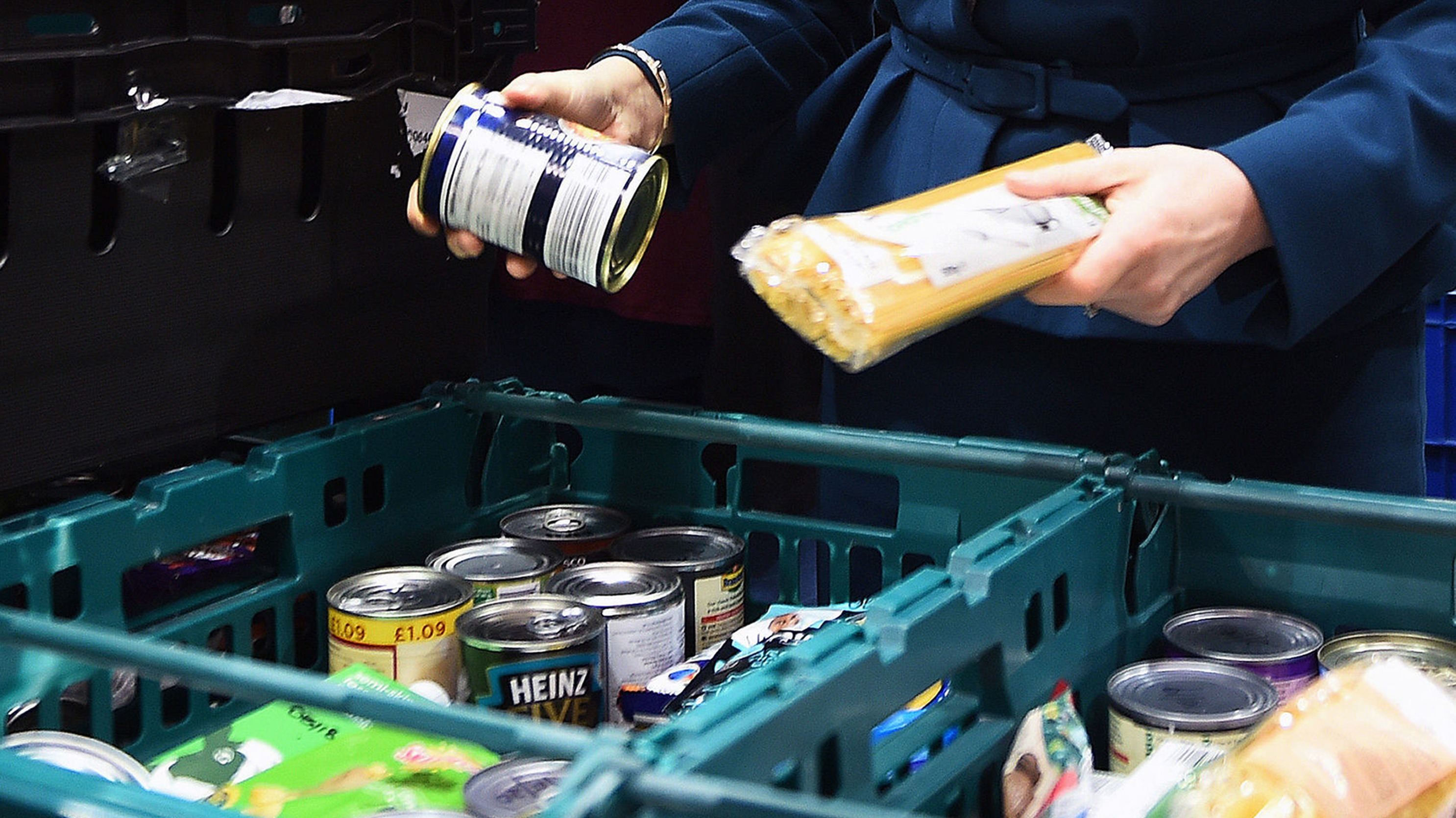 cost-of-living-crisis-leaves-food-banks-at-breaking-point-with