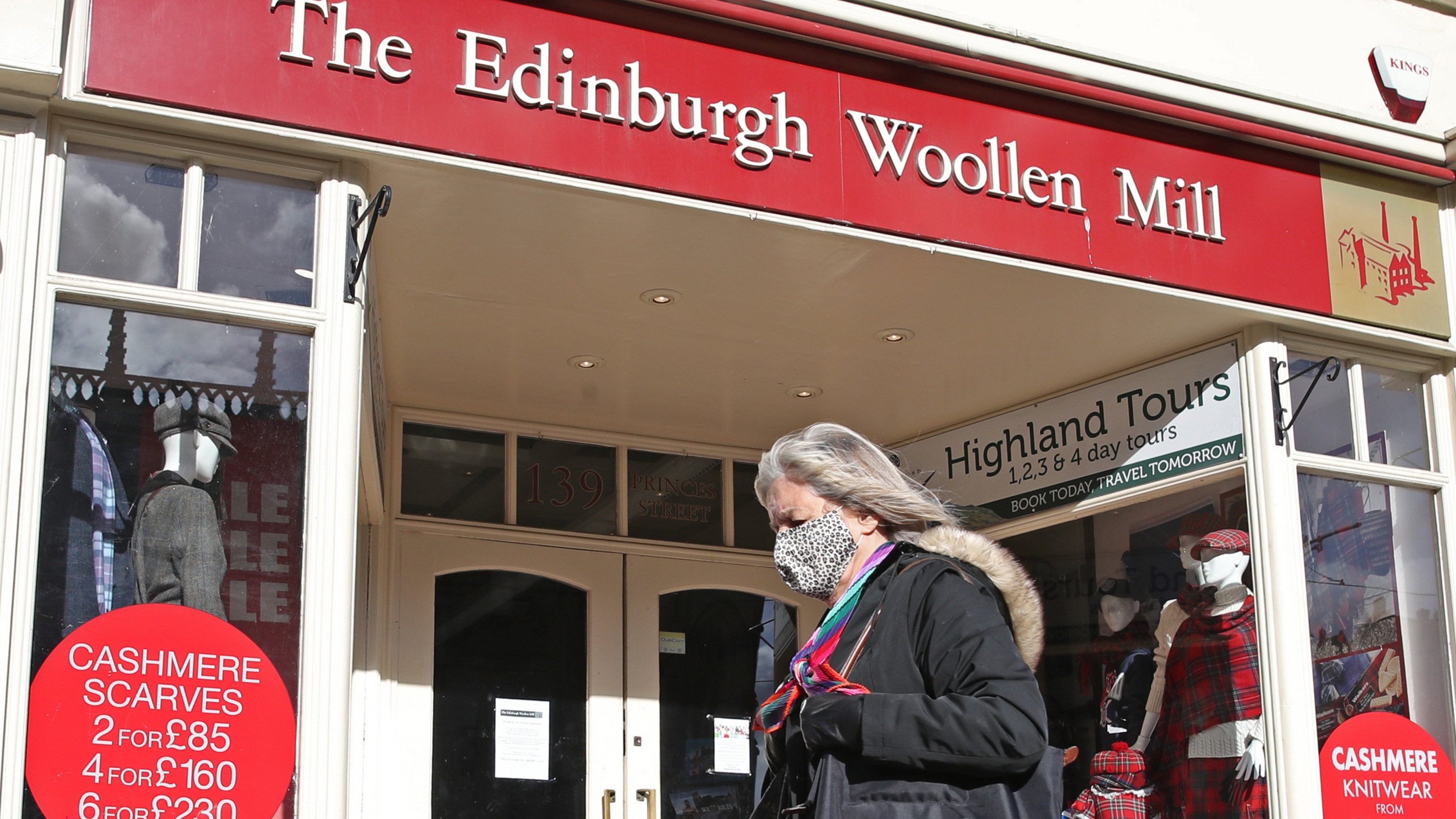 Edinburgh woollen mill scarves Clearance
