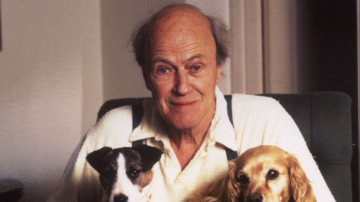 Roald Dahl condemned for ‘undeniable racism’ by his museum | ITV News