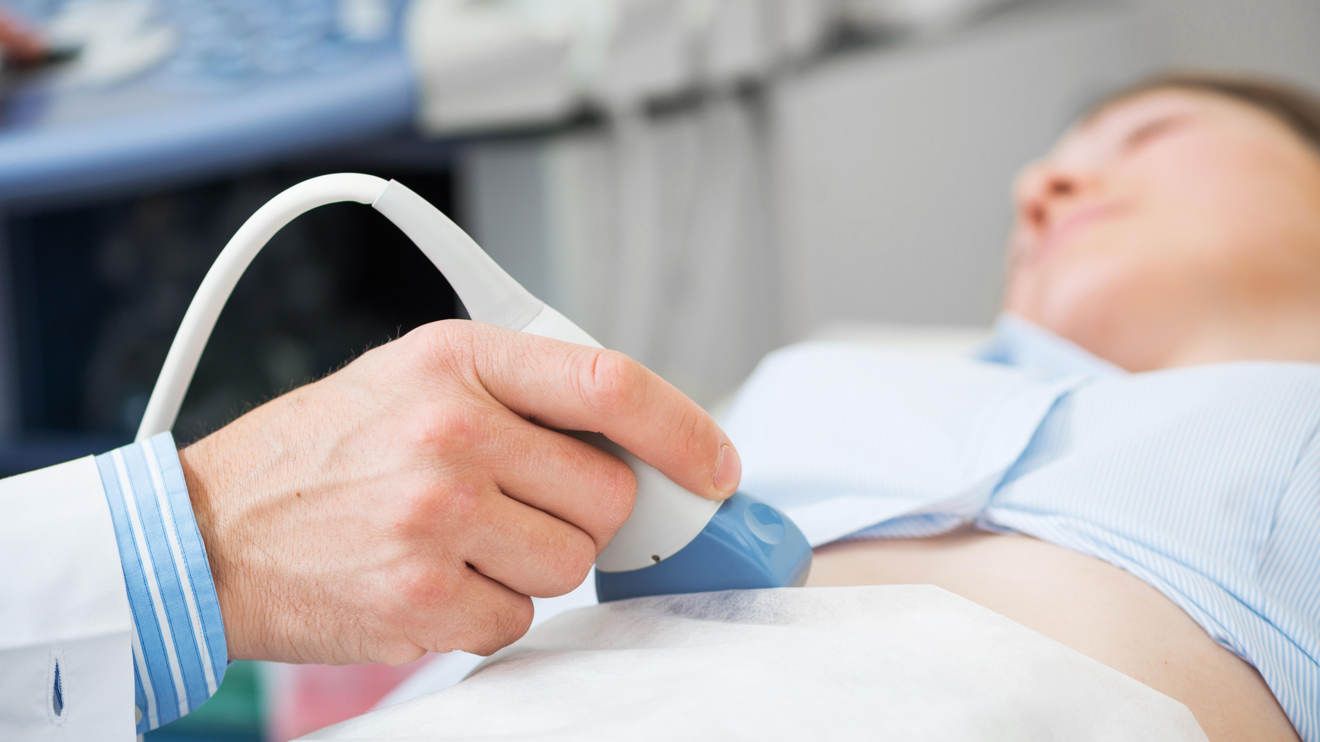 Radiographers sound alarm over high street baby scans