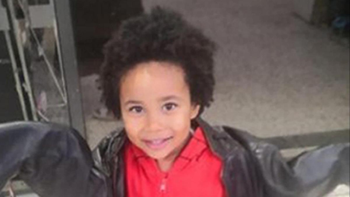 Mother accused of killing her four-year-old son sobs in court | STV News