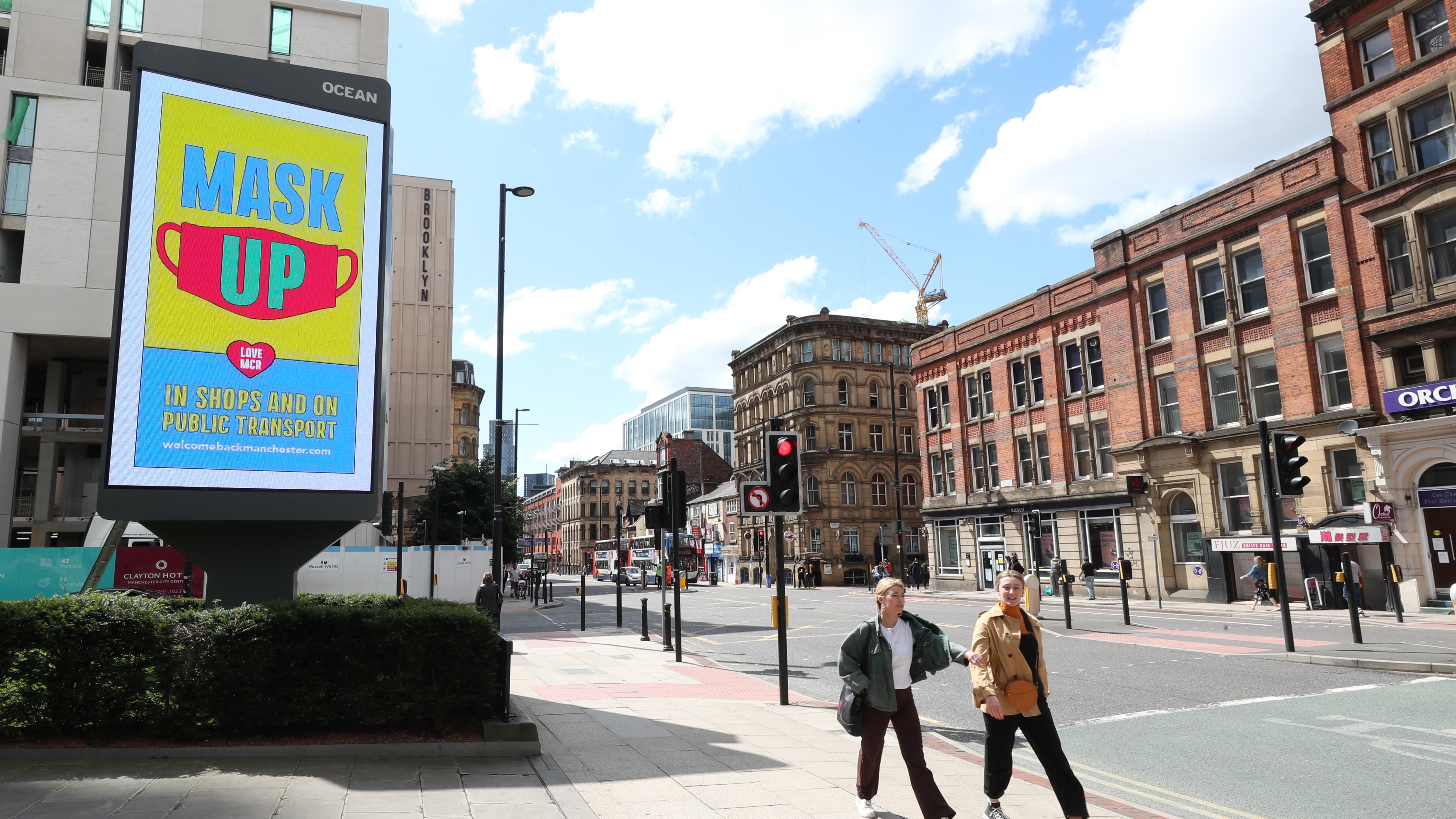 Greater Manchester Authorities Vow To Crackdown On Pubs And Shops Flouting Covid 19 Restrictions Itv News