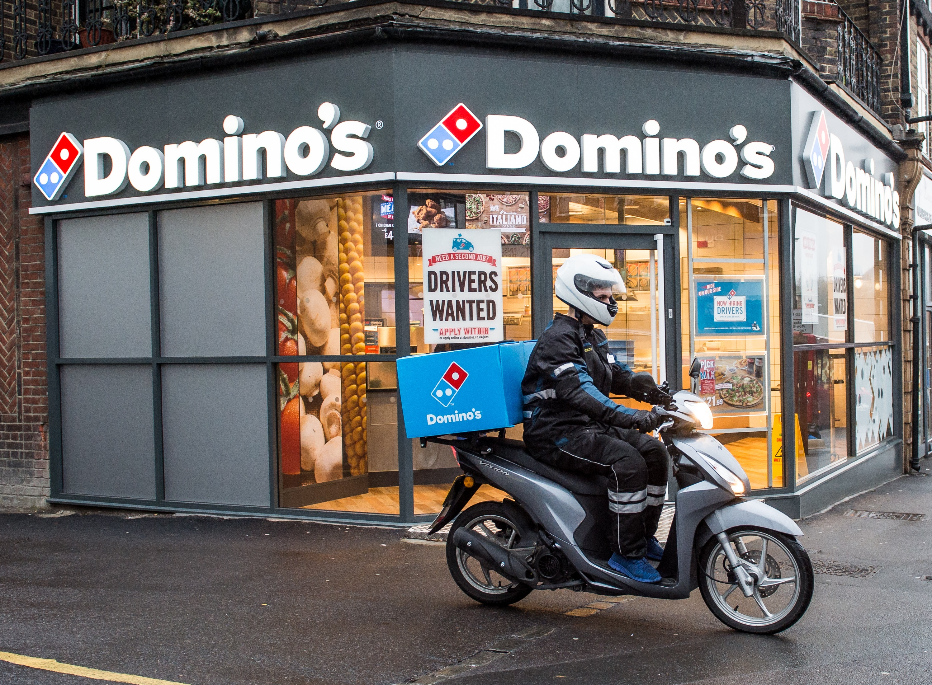 Domino's Pizza goes for motorway market