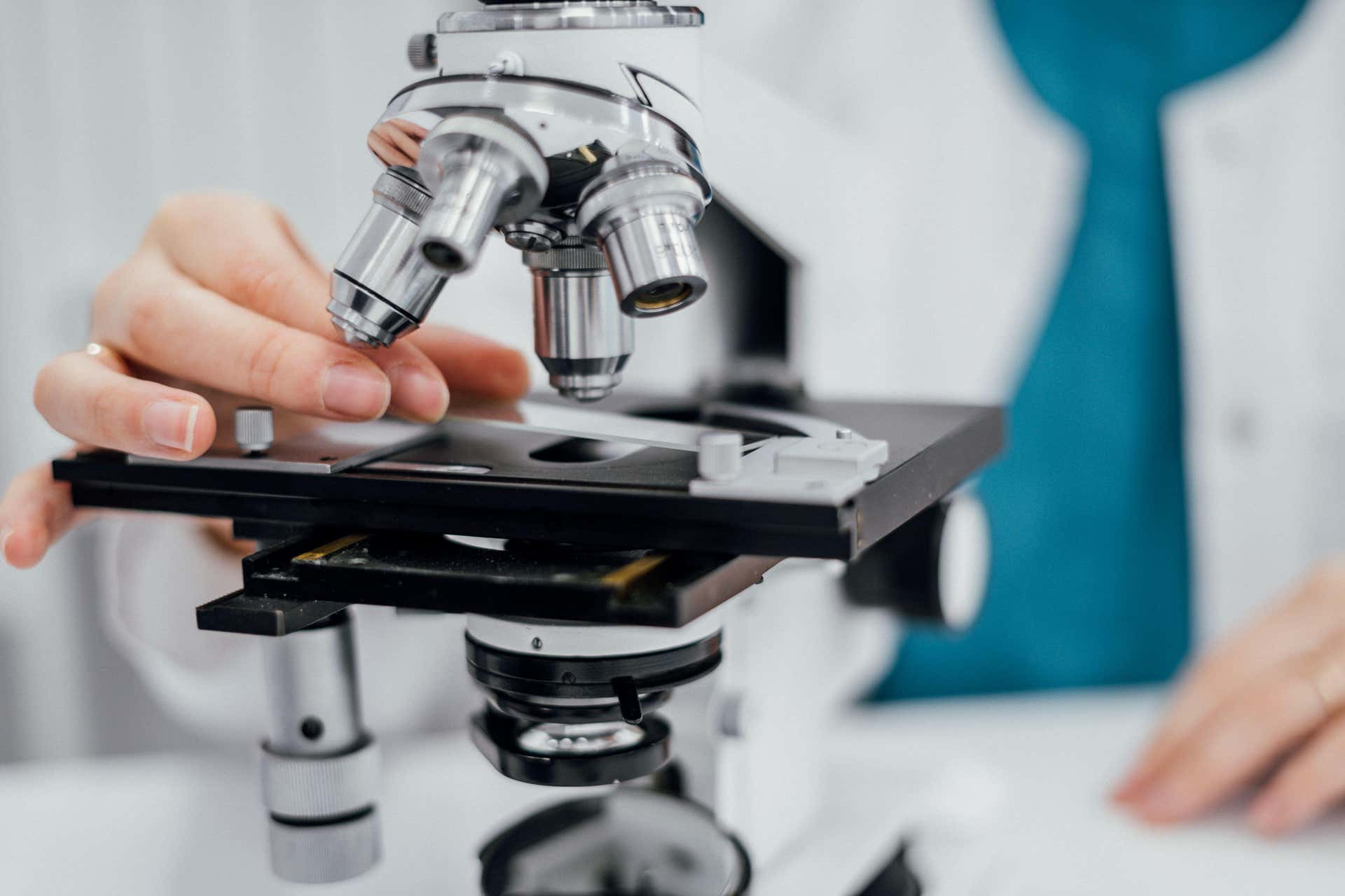 UK to set up AI ‘biosecurity lab’ to detect risks of future pandemics ...