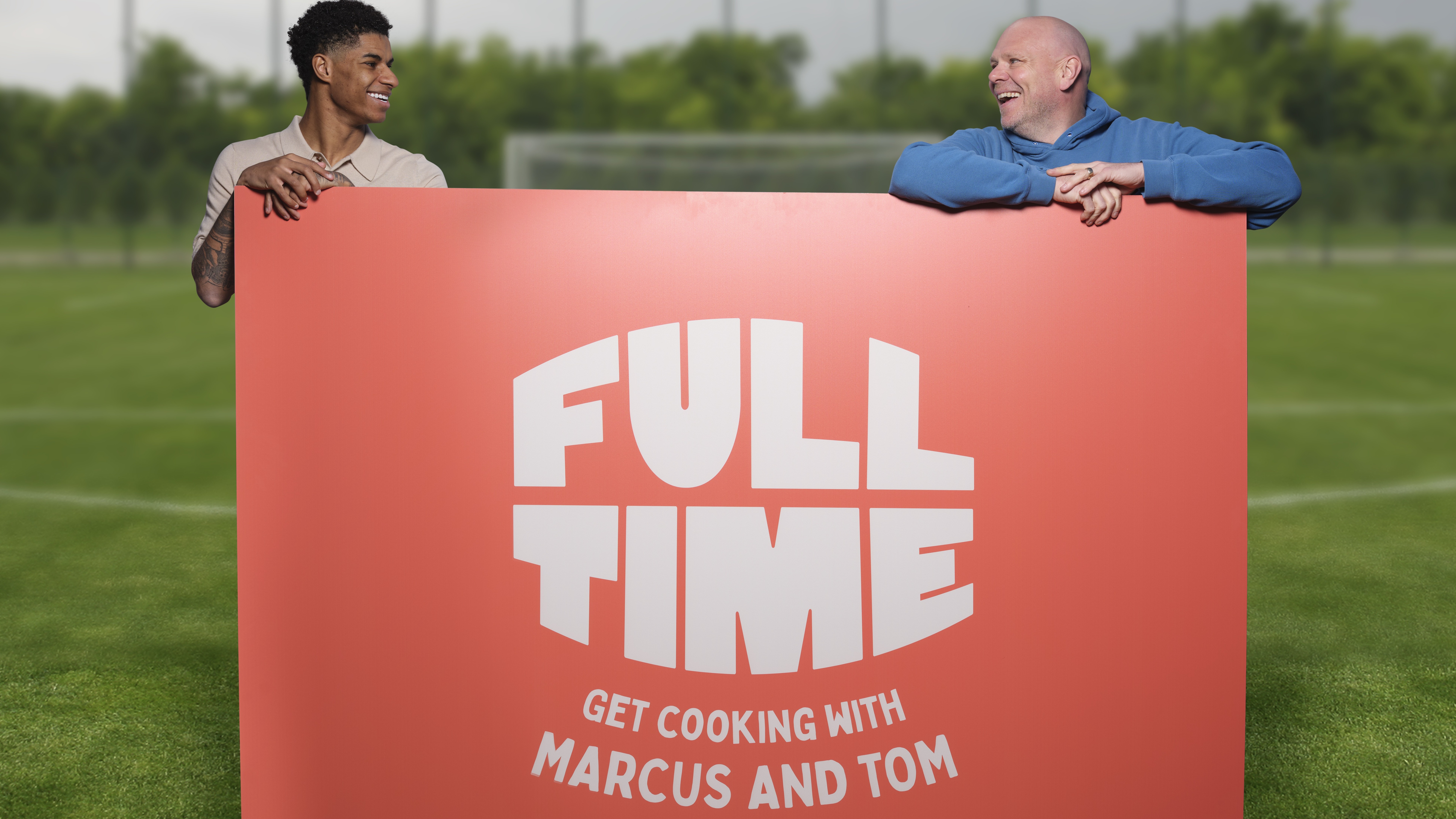 Full Time Meals Marcus Rashford And Chef Tom Kerridge Unite For Instagram Cooking Tutorials On A Budget Itv News