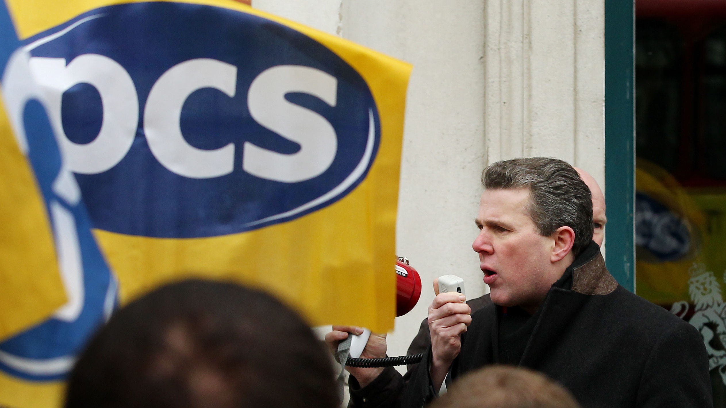 Department of work and pensions staff to take strike action for two