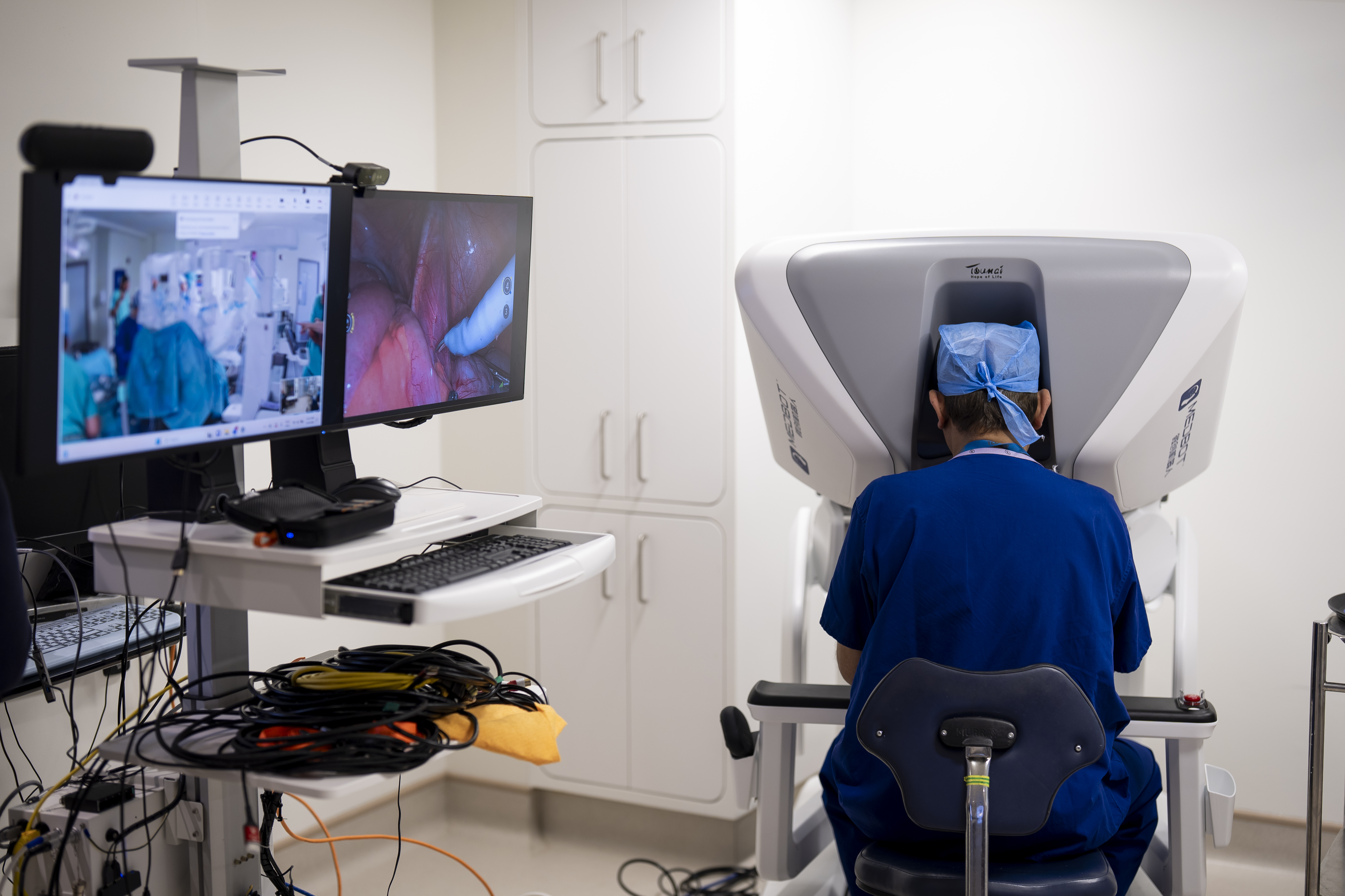‘Milestone’ first UK remote robotic surgery