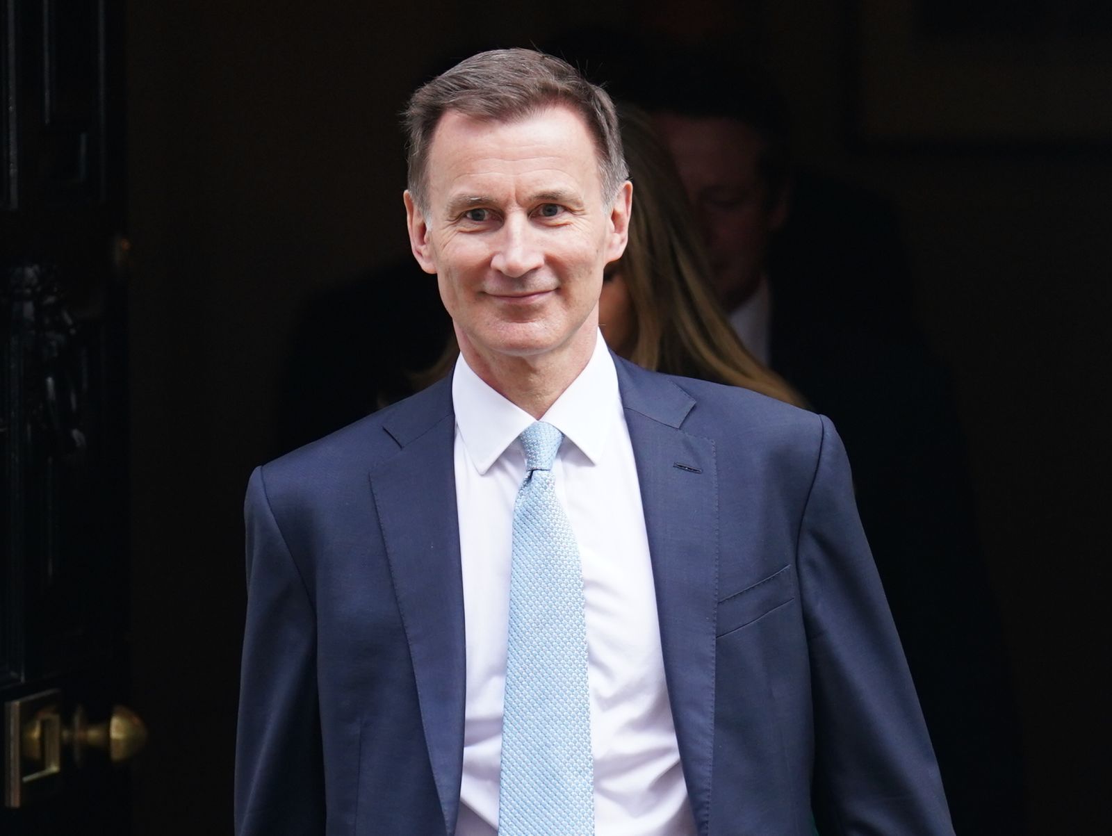 No flea problem in Downing Street after huge spend on new carpets, says Hunt