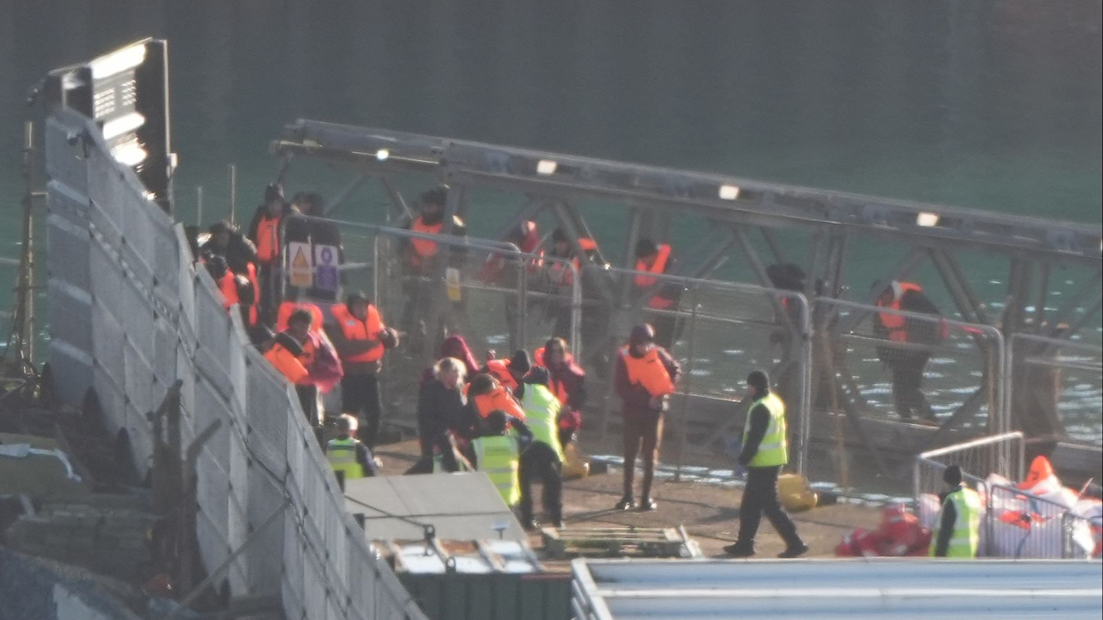 Image for Channel crossings resume after longest pause in seven years