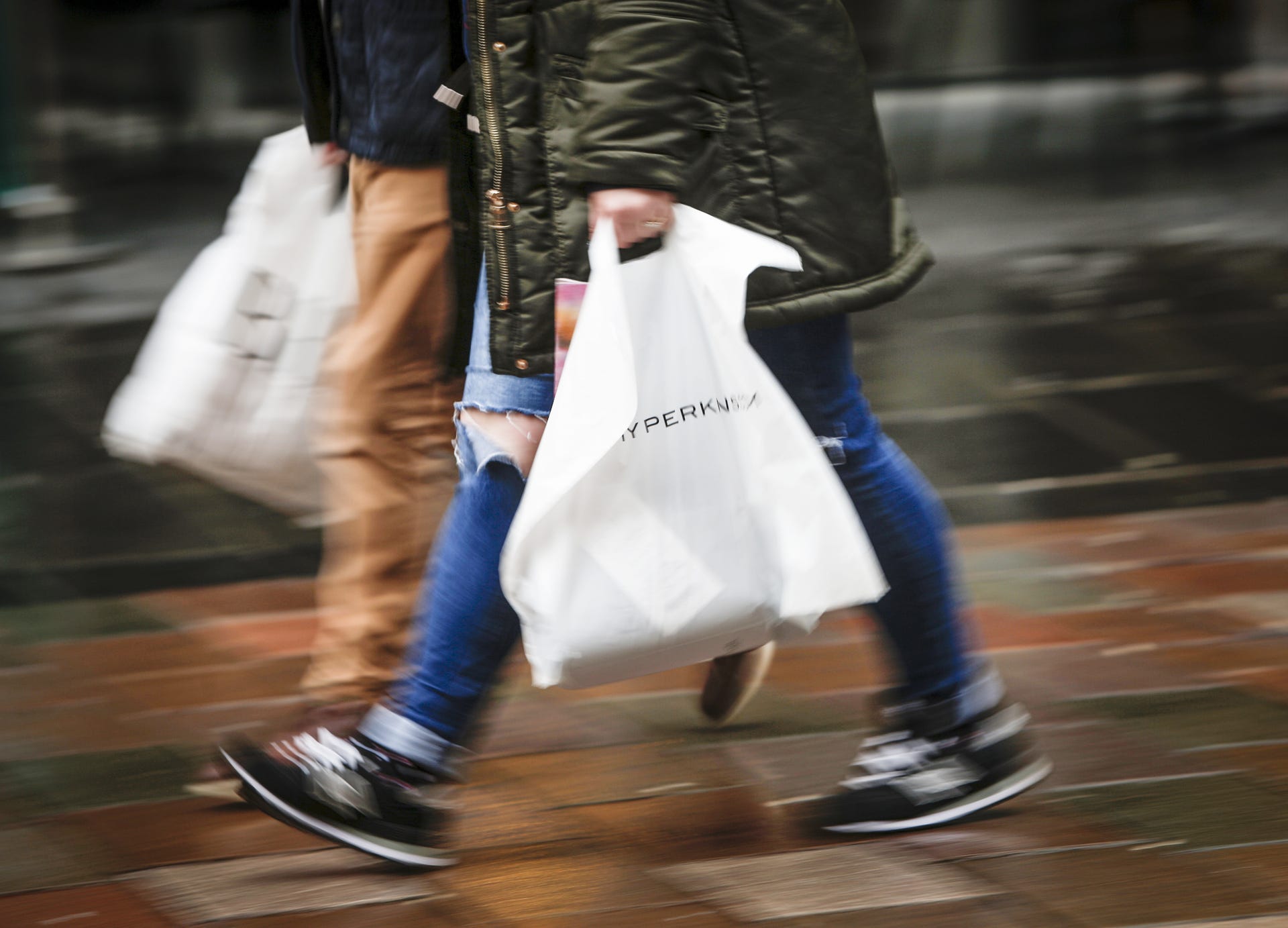Consumer confidence plunges among younger adults