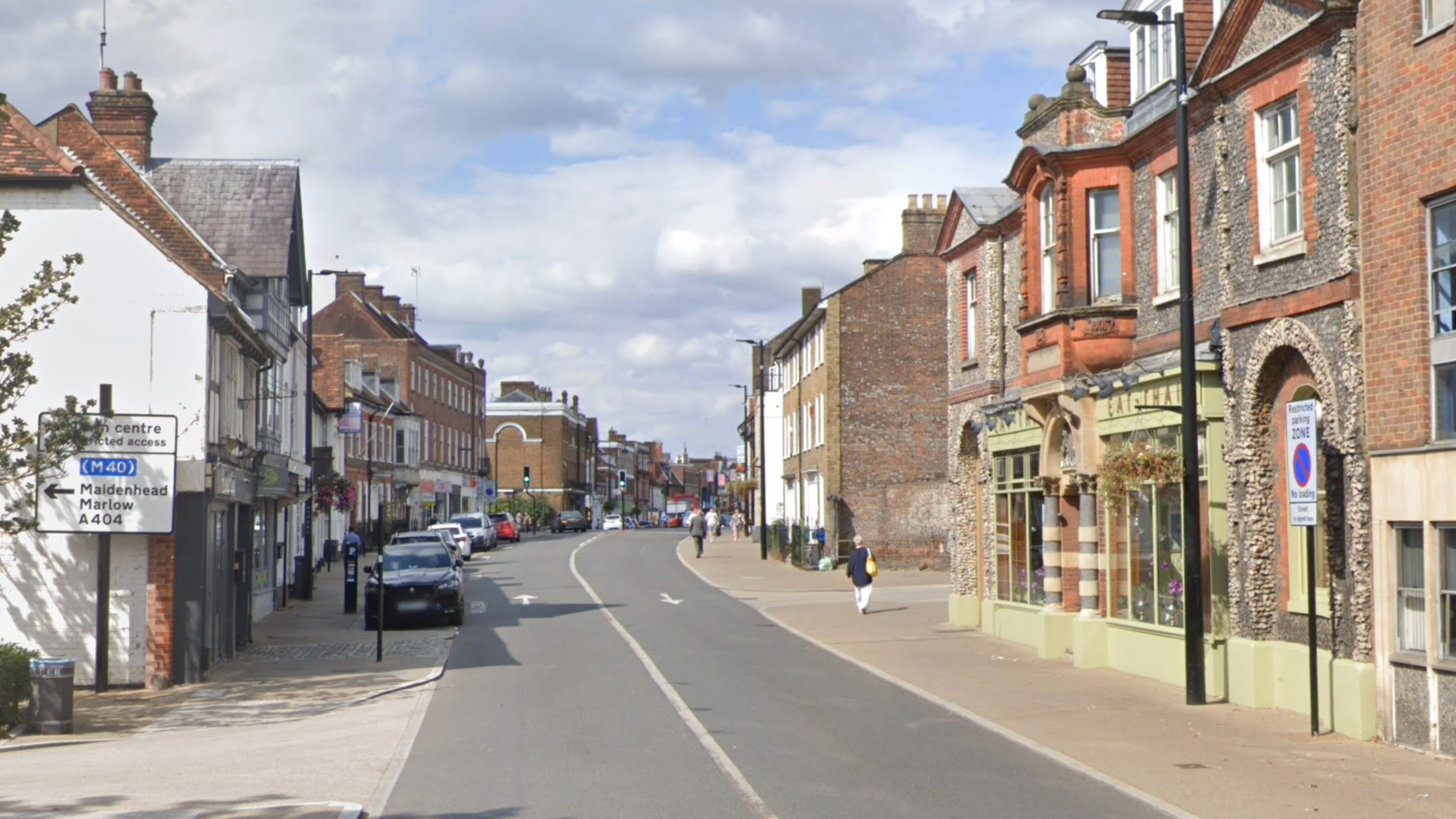 Boy, 17, Stabbed To Death In High Wycombe As Police Hunt Four Masked ...