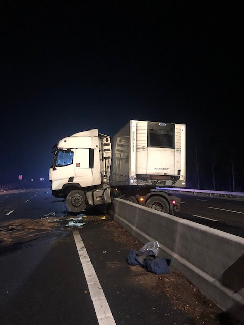 M23 at Gatwick airport closed due to crash ITV News Meridian