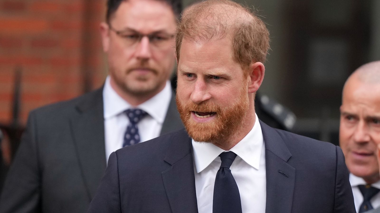 Harry case: Mail publisher says Harry and other claimants 'clutching at