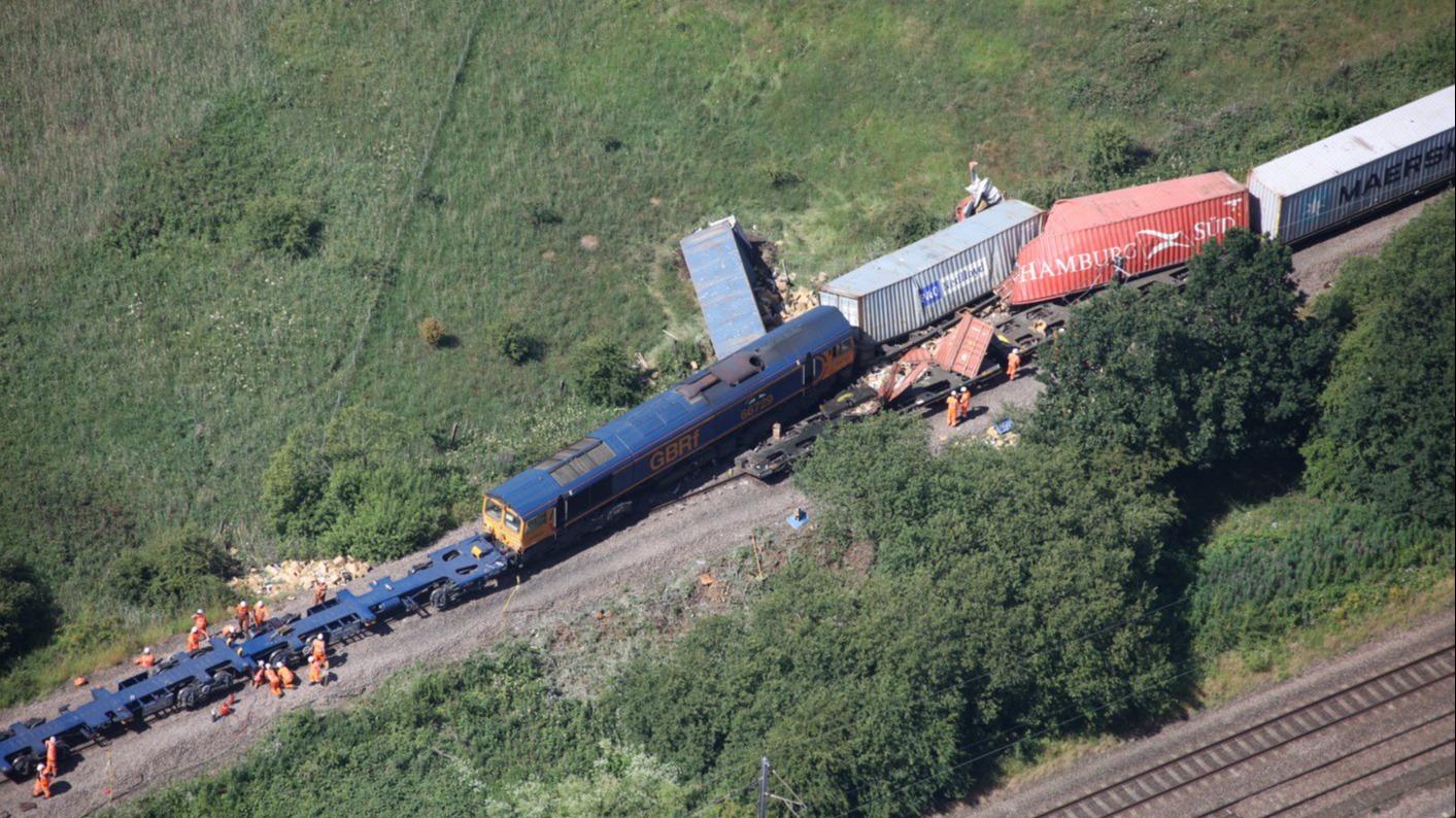 Freight train travelled through red 'danger' signal before crash in ...